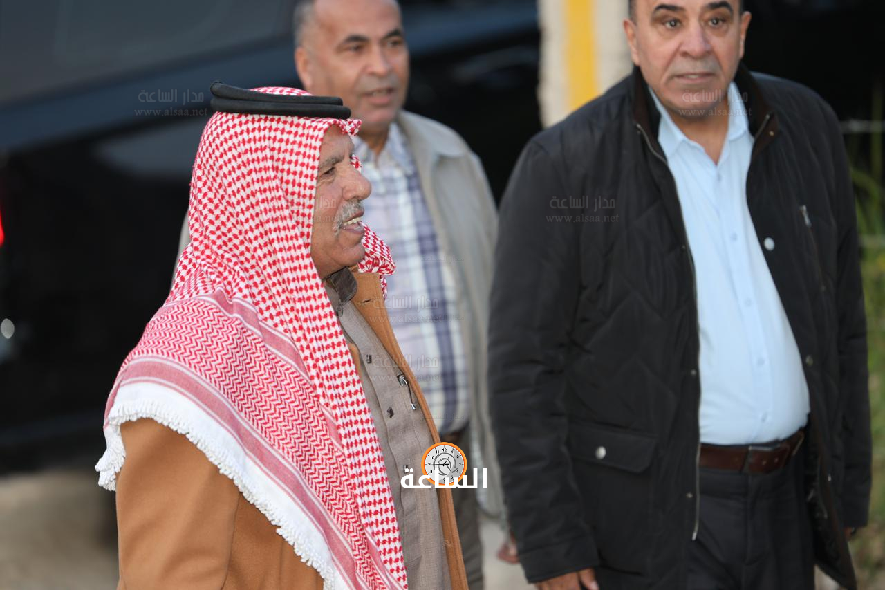 Madar Al-Saa Images 0.761885176160847