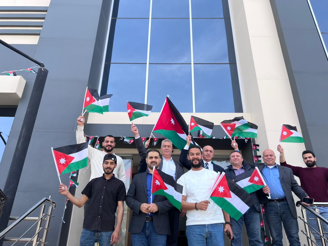 Madar Al-Saa Images 0.6534680686135561