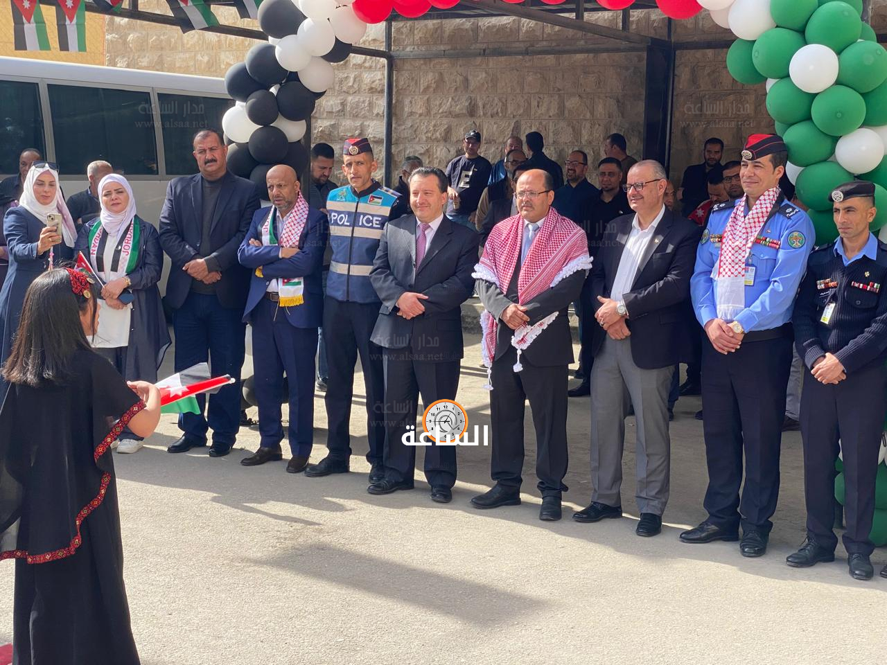 Madar Al-Saa Images 0.1646184161501587