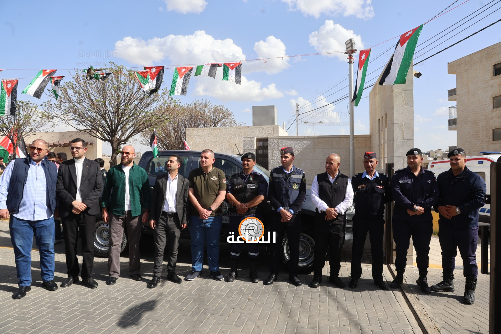 Madar Al-Saa Images 0.11733577963596986