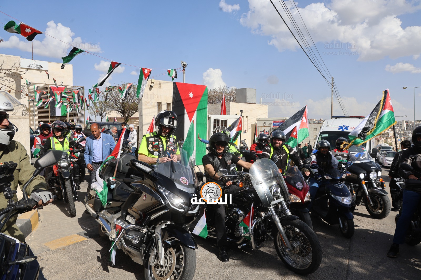 Madar Al-Saa Images 0.8832444912475589