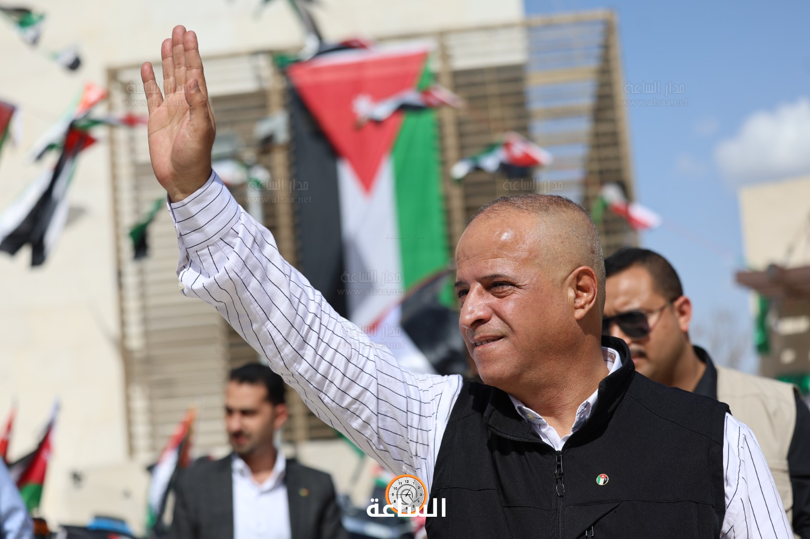 Madar Al-Saa Images 0.1730106914827747