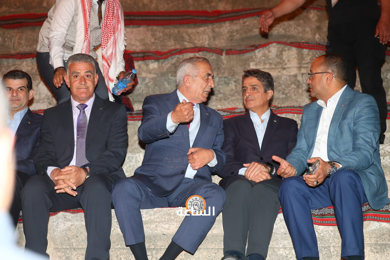 Madar Al-Saa Images 0.6181659421343483