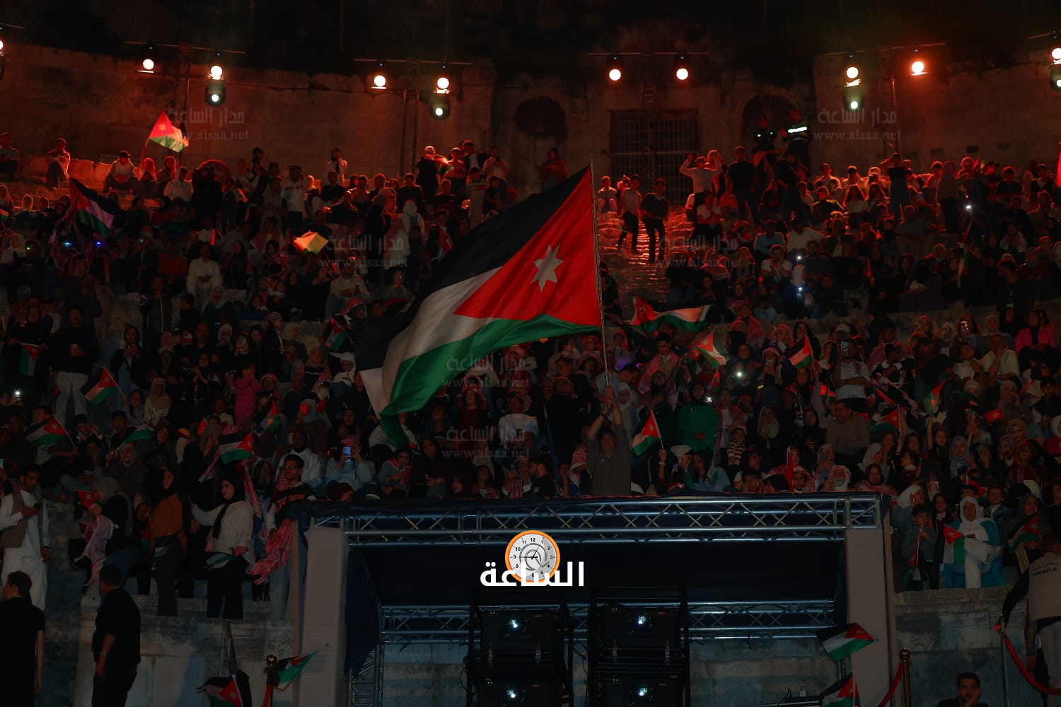 Madar Al-Saa Images 0.482488543411405