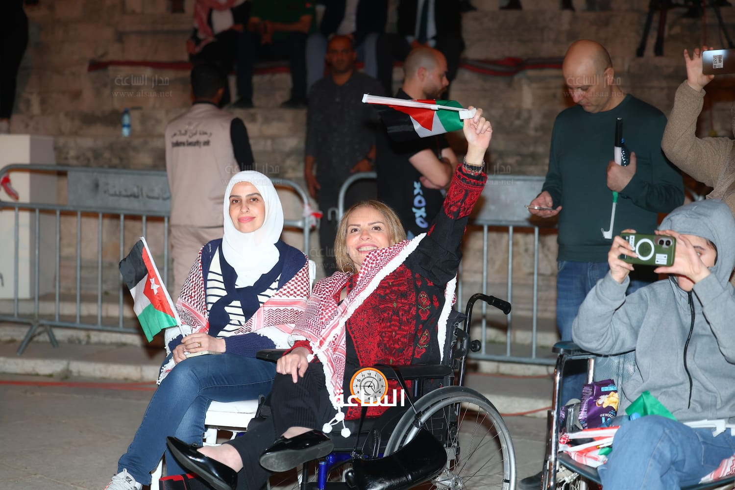 Madar Al-Saa Images 0.5596359520511702