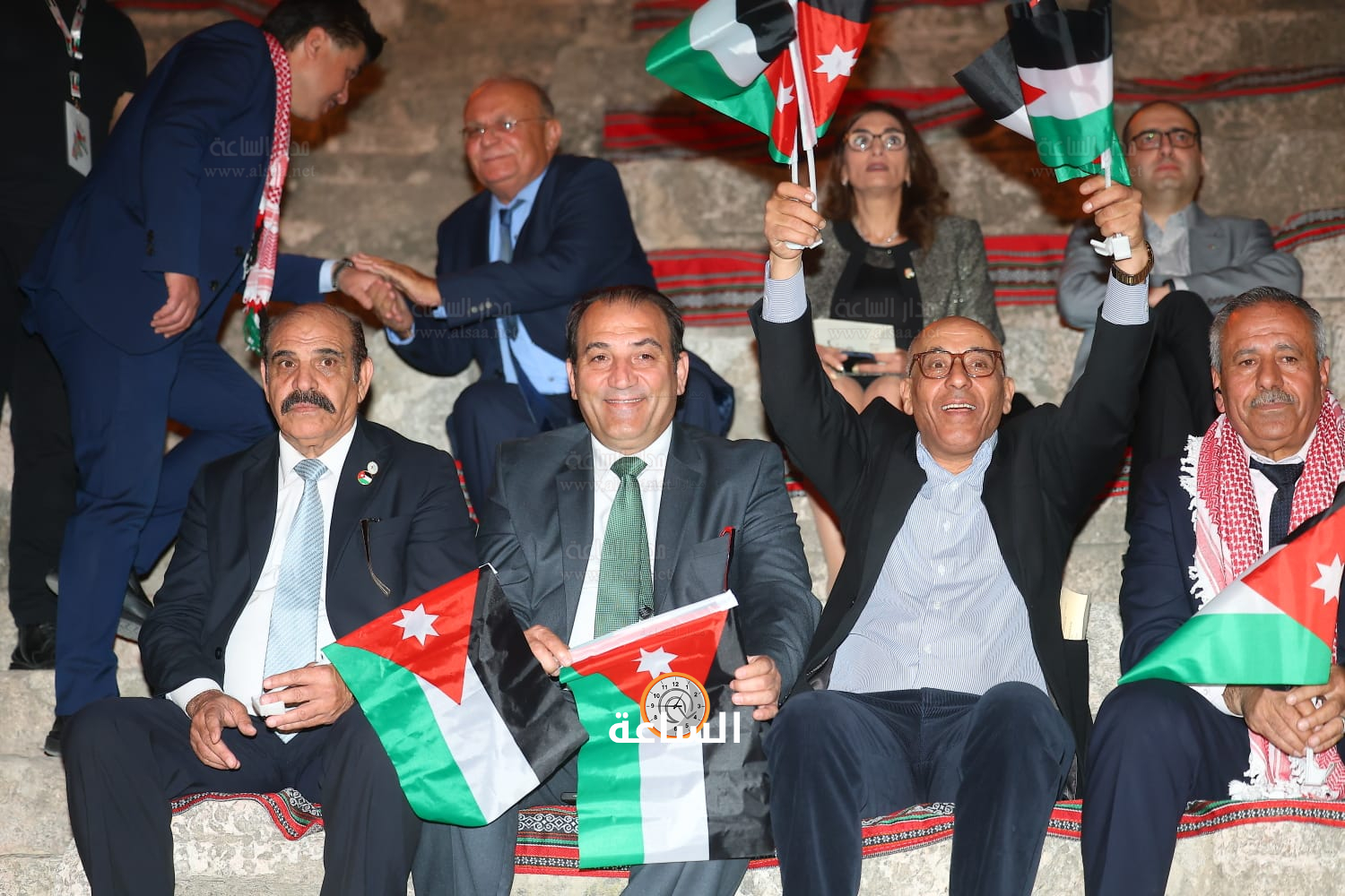 Madar Al-Saa Images 0.7175064955711381