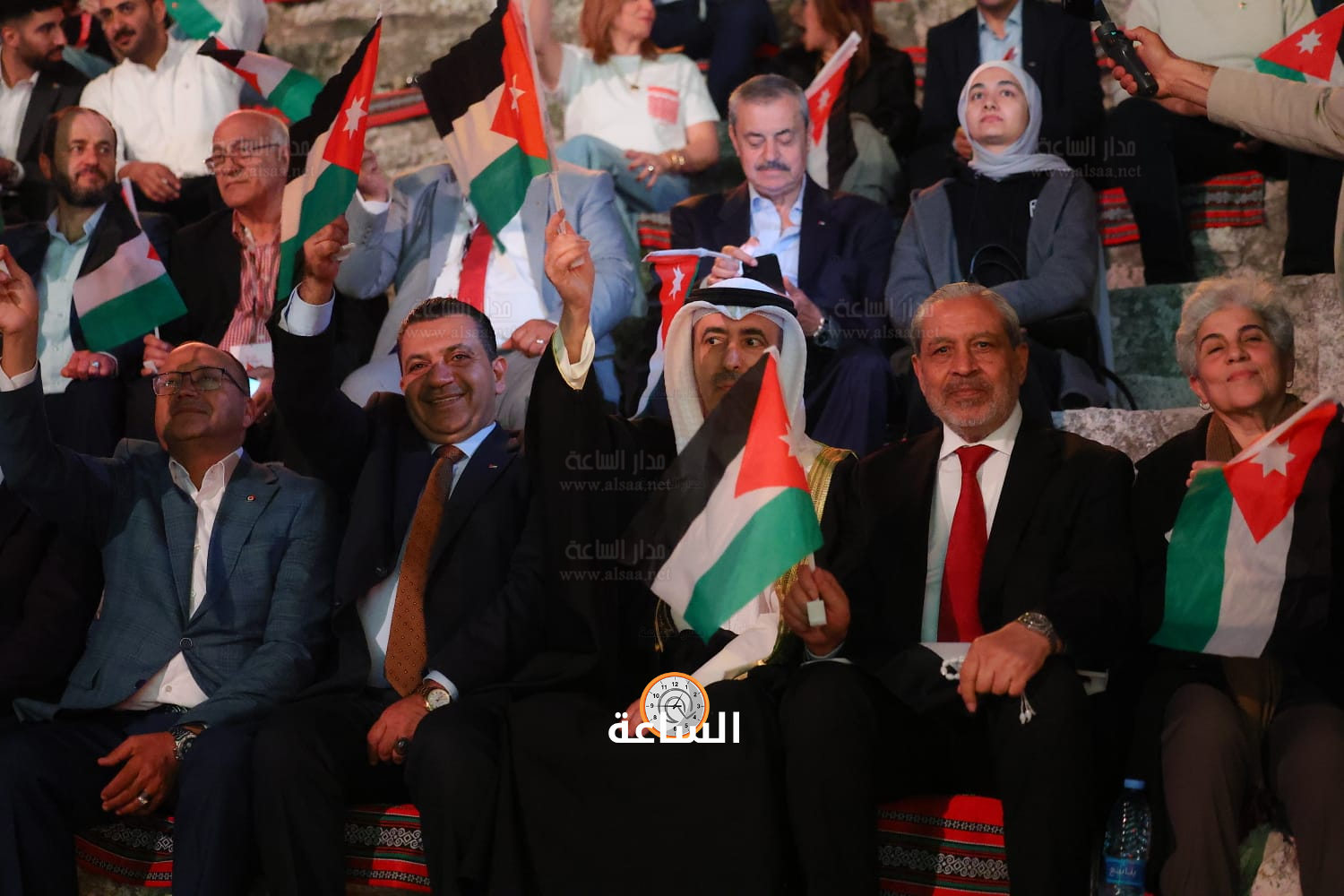 Madar Al-Saa Images 0.1836886306701795