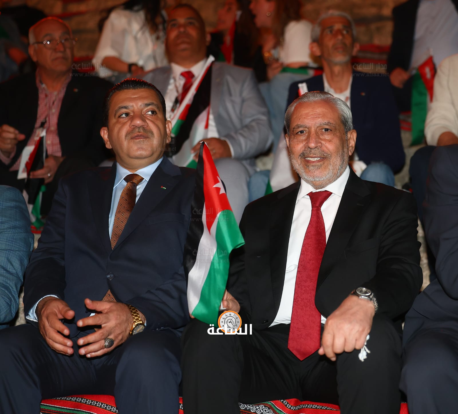 Madar Al-Saa Images 0.8357345311419834