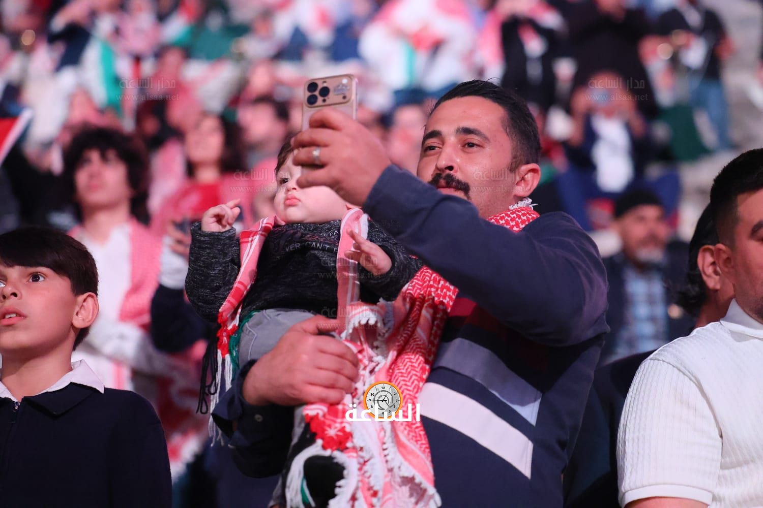 Madar Al-Saa Images 0.0010988231254577263