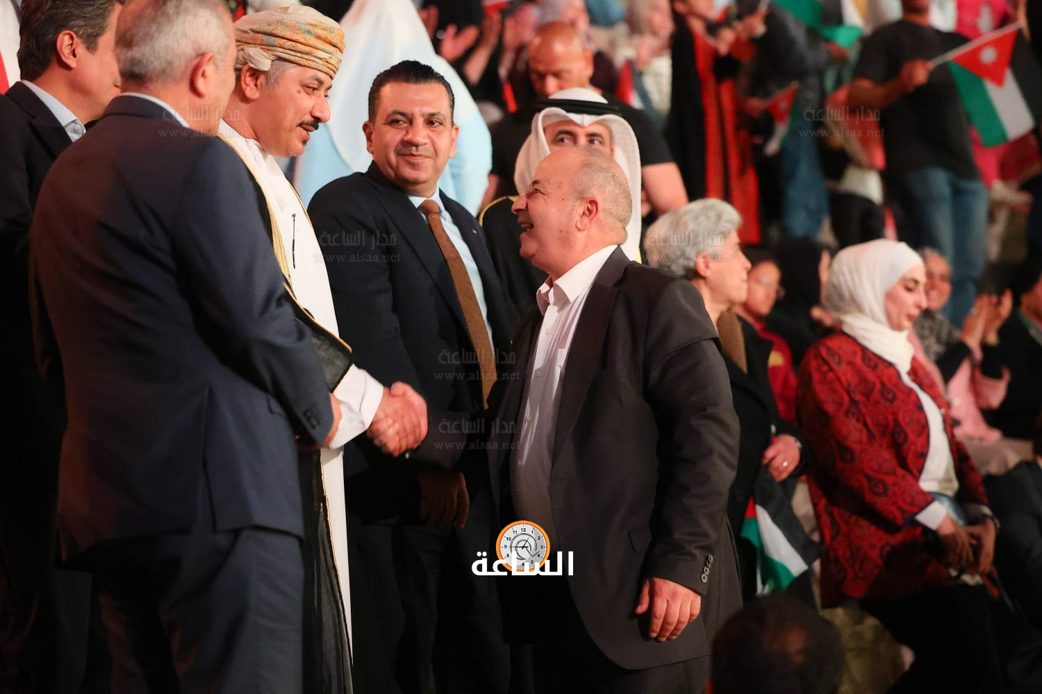 Madar Al-Saa Images 0.9792581349796877