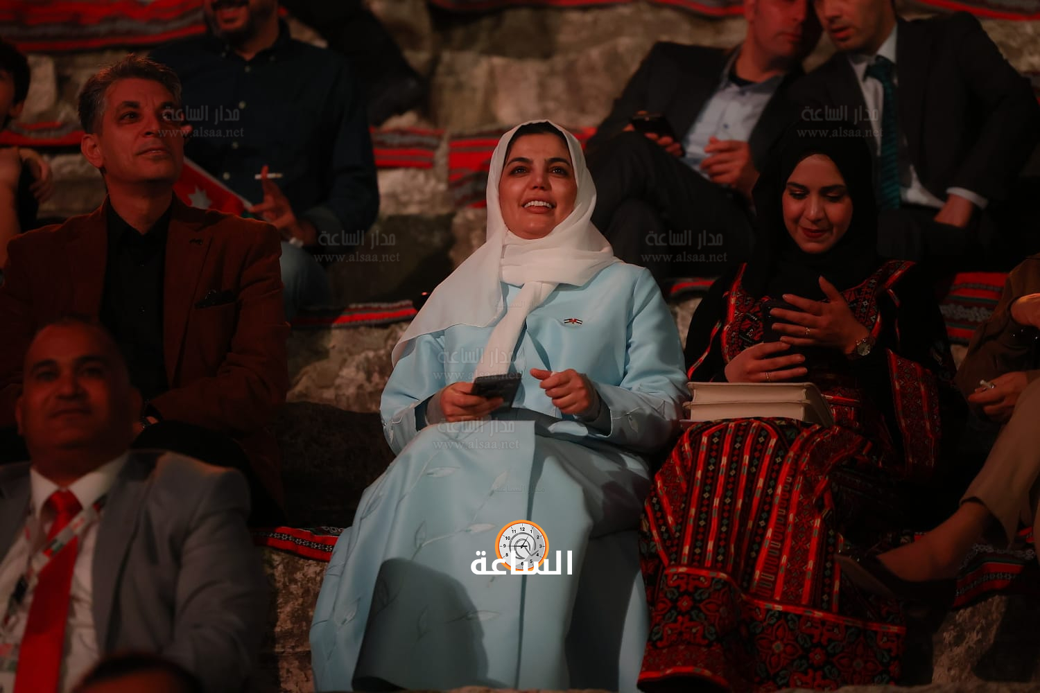 Madar Al-Saa Images 0.23998830782871827