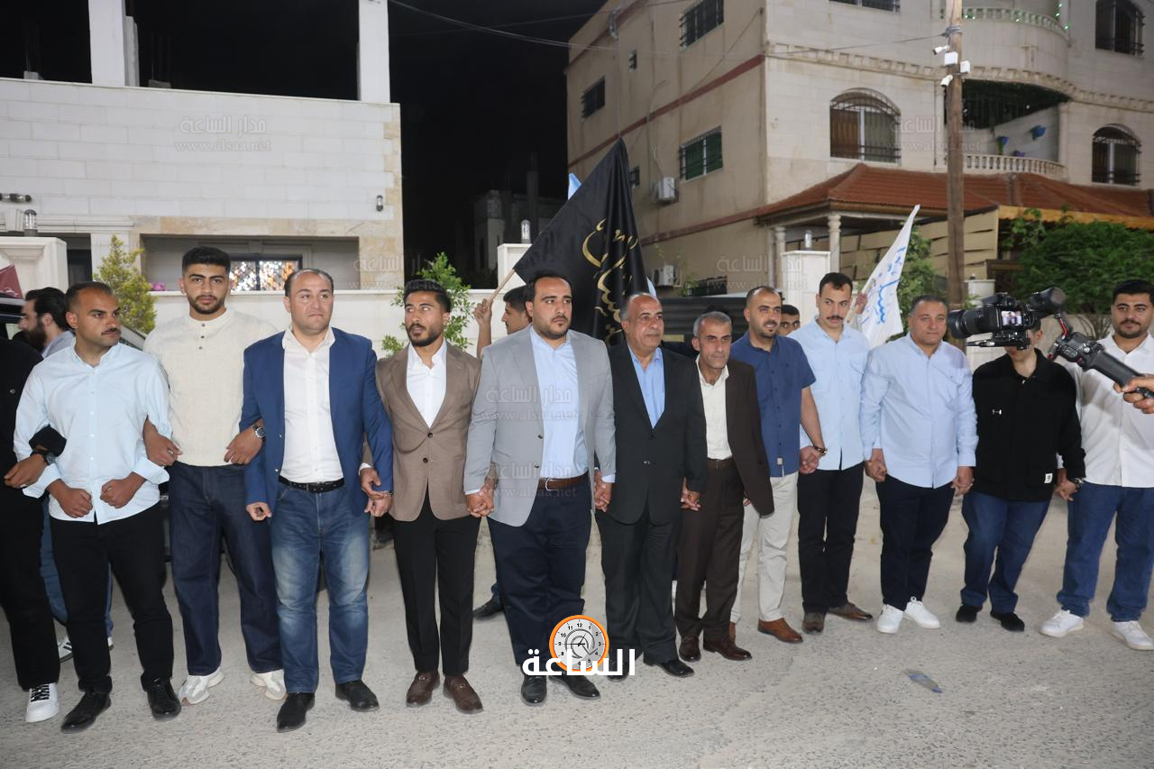 Madar Al-Saa Images 0.39820279247643764