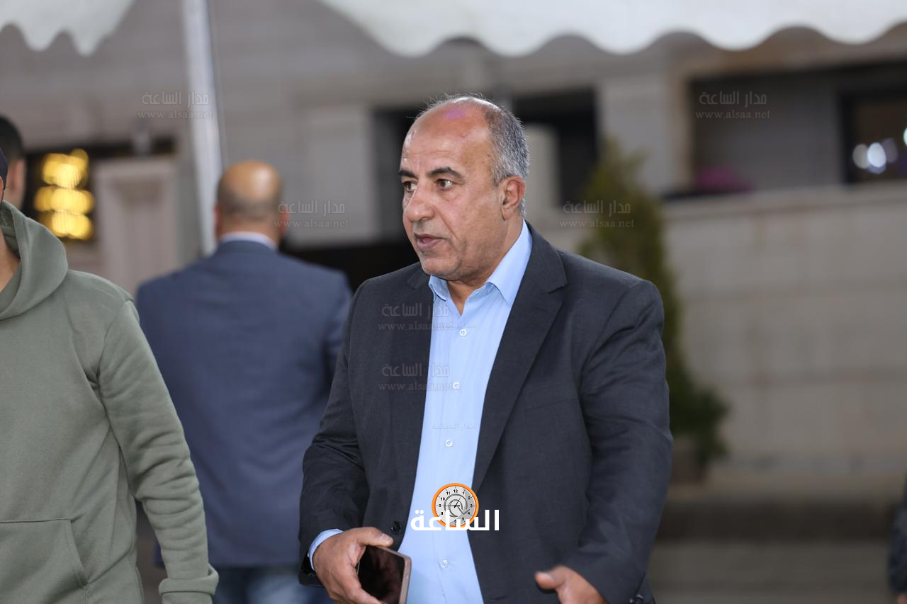 Madar Al-Saa Images 0.8818387721290296