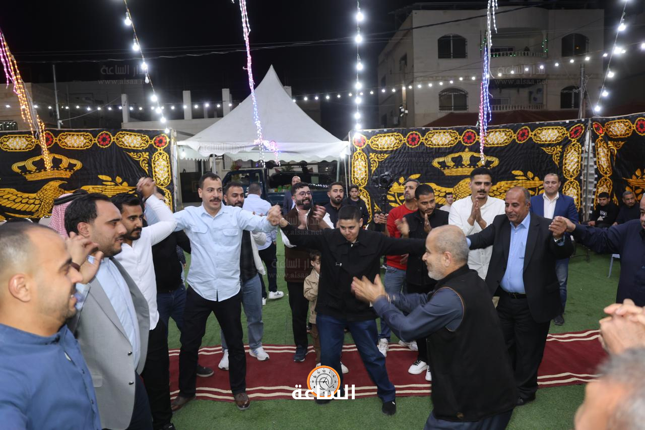 Madar Al-Saa Images 0.999877123044395