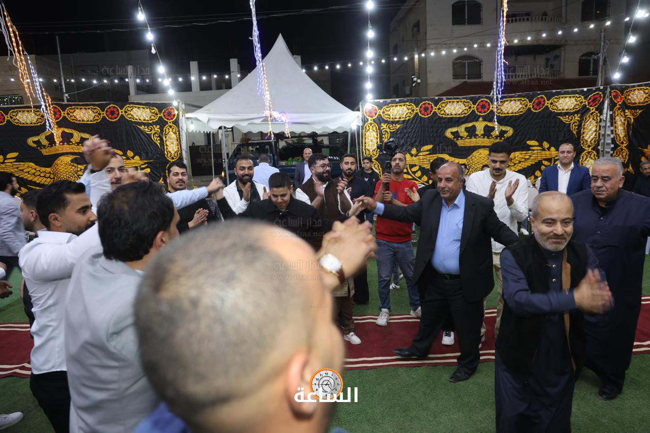 Madar Al-Saa Images 0.9757002059467104