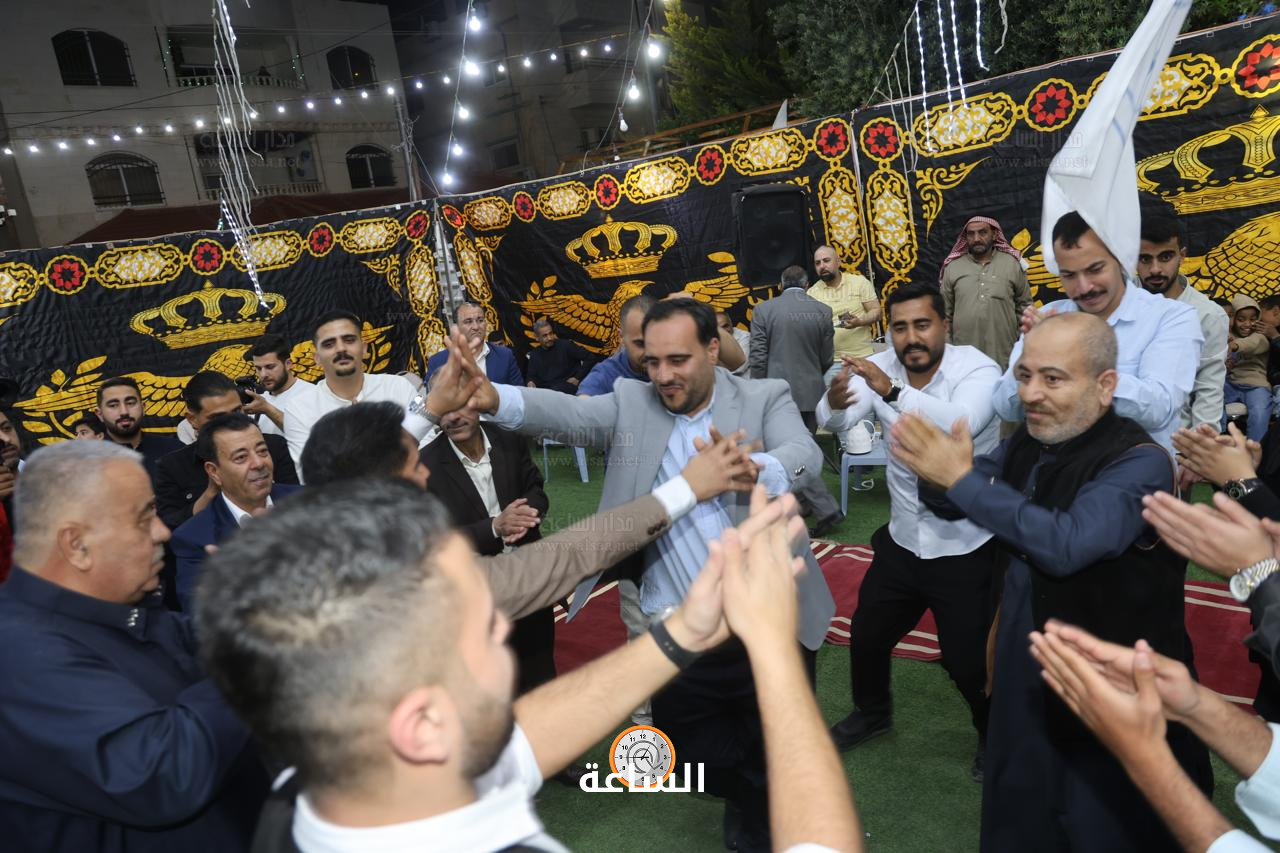 Madar Al-Saa Images 0.912625853320639