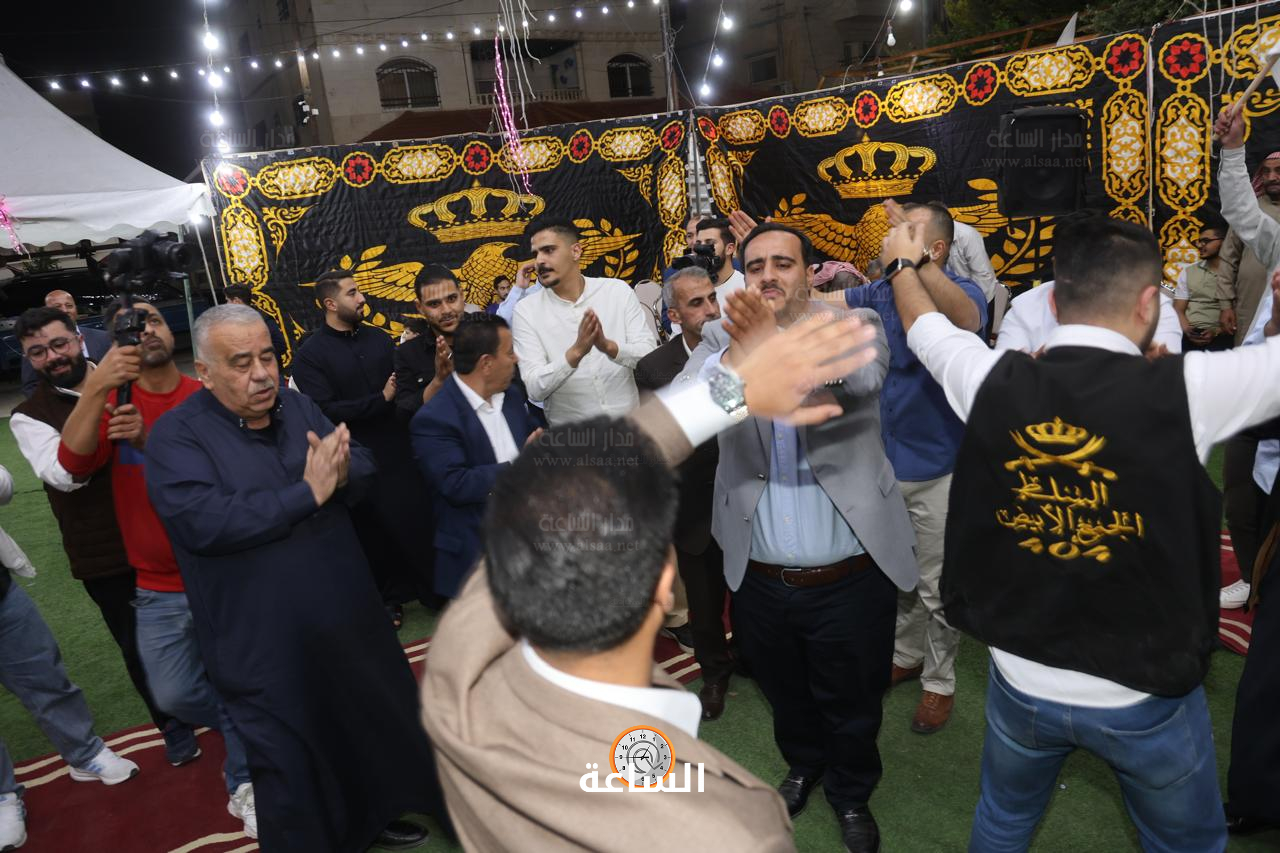 Madar Al-Saa Images 0.03843212264731277