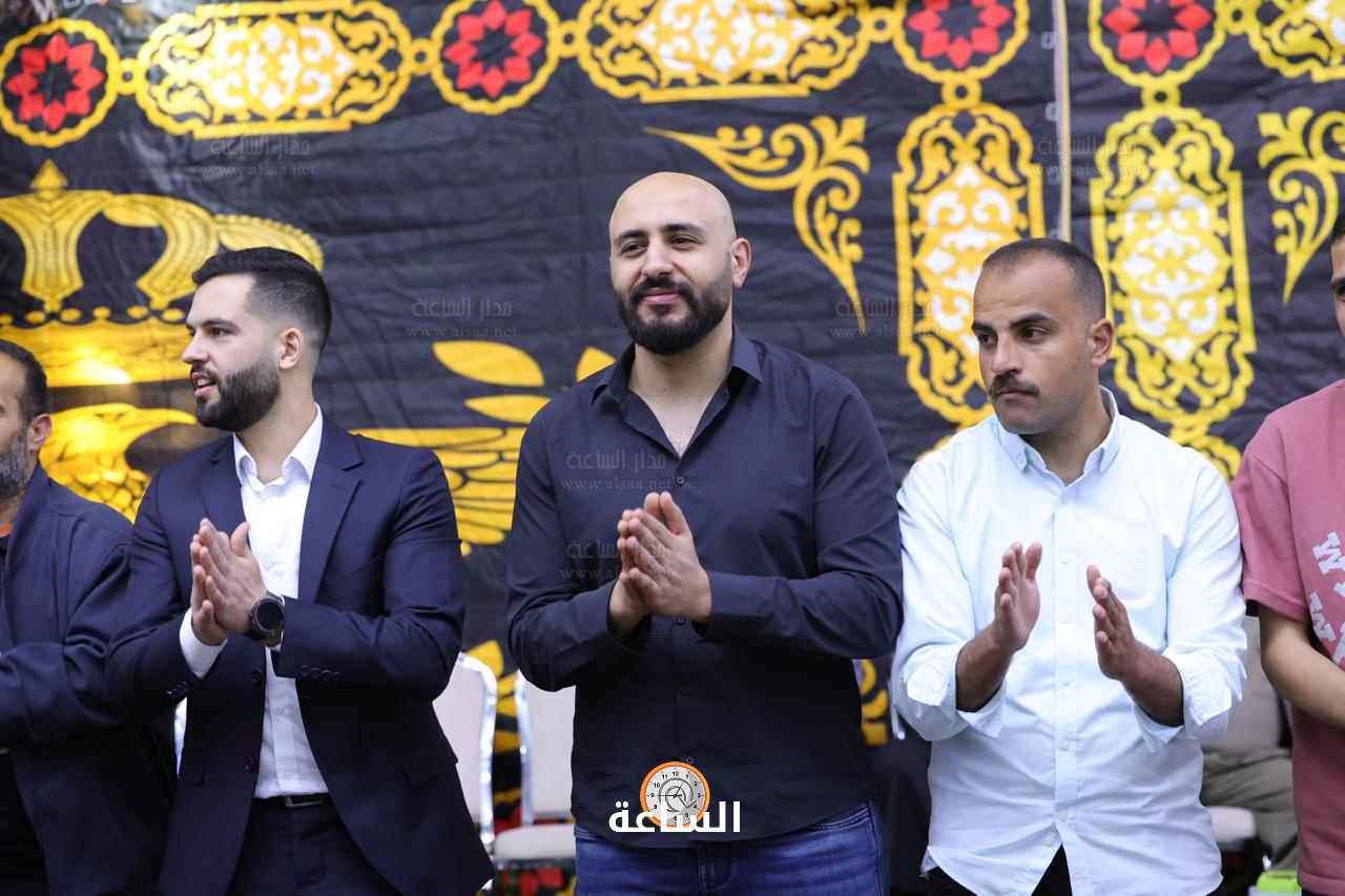 Madar Al-Saa Images 0.1551018544068462