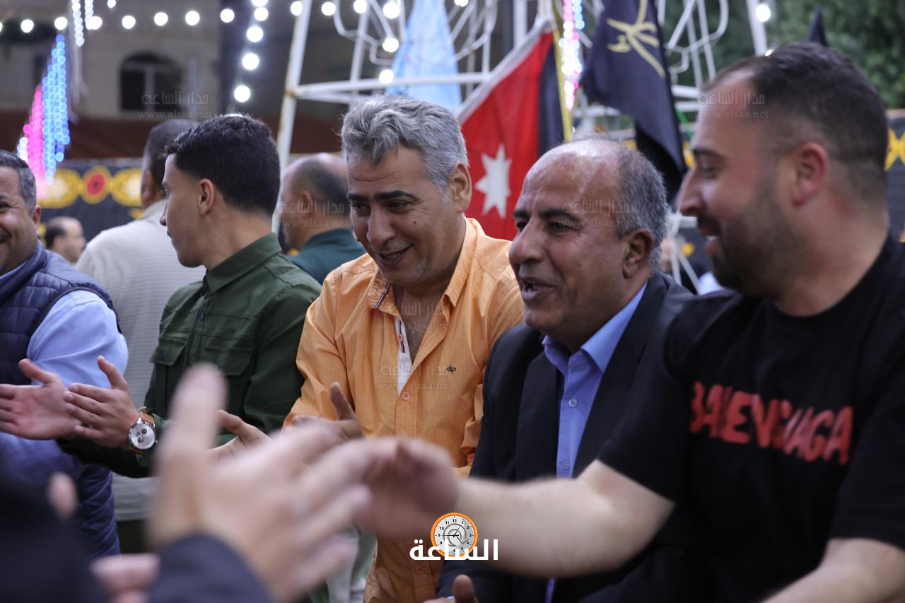 Madar Al-Saa Images 0.4055559929243565