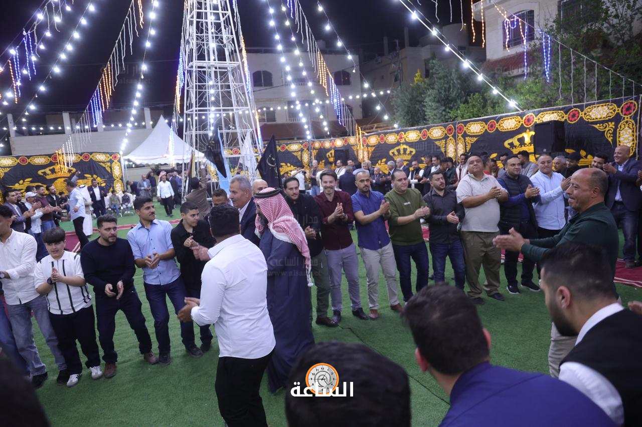 Madar Al-Saa Images 0.9844526342089431