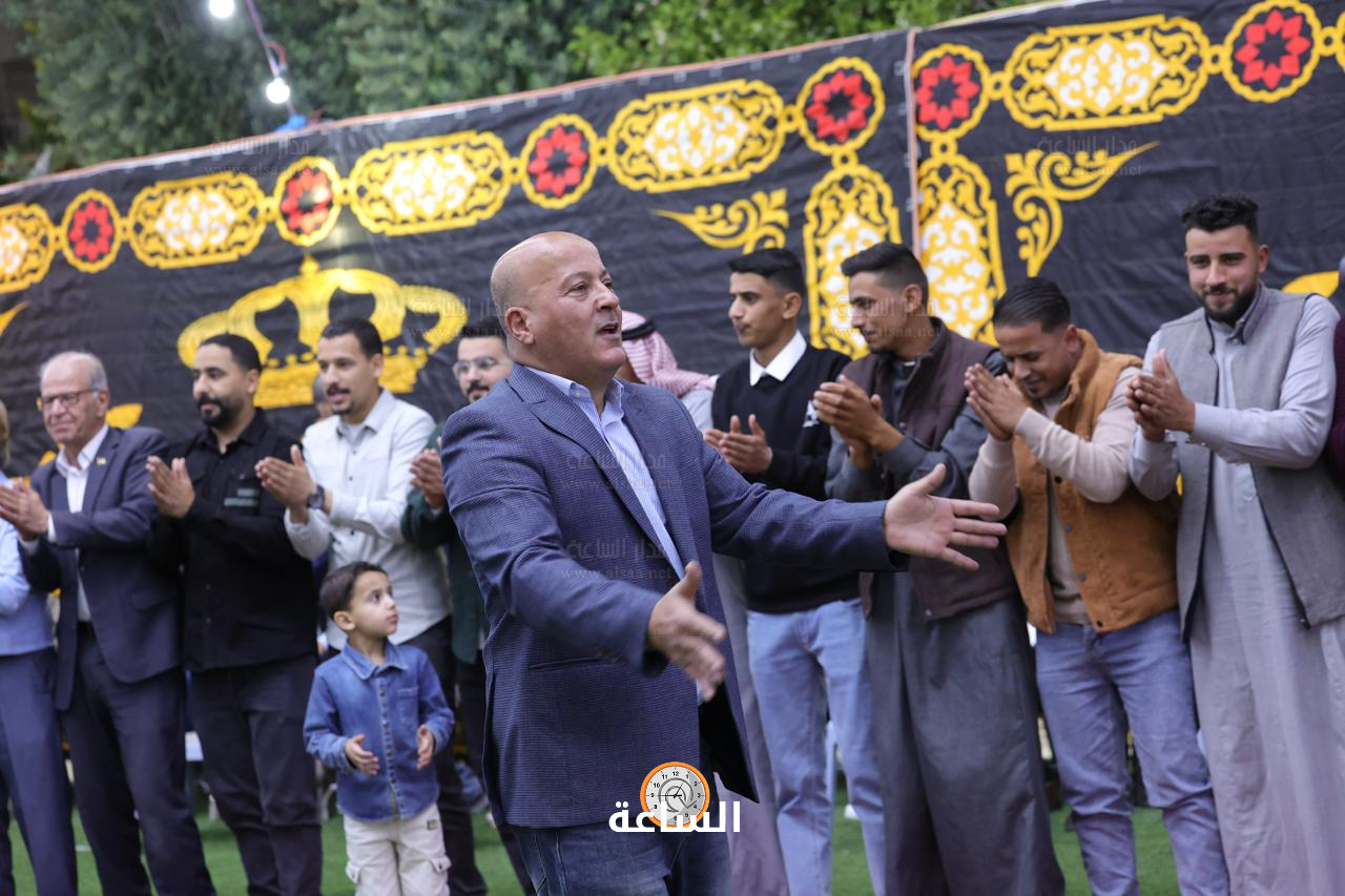 Madar Al-Saa Images 0.4369847098190415