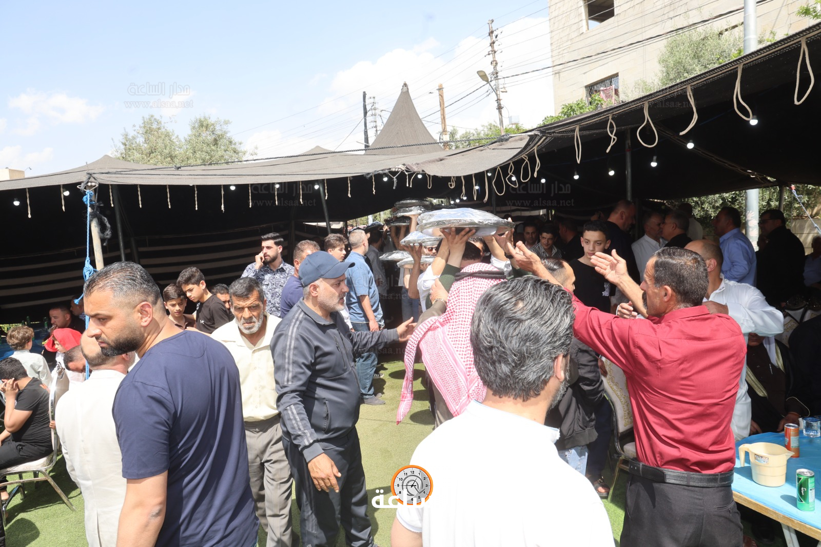 Madar Al-Saa Images 0.5825355325552558