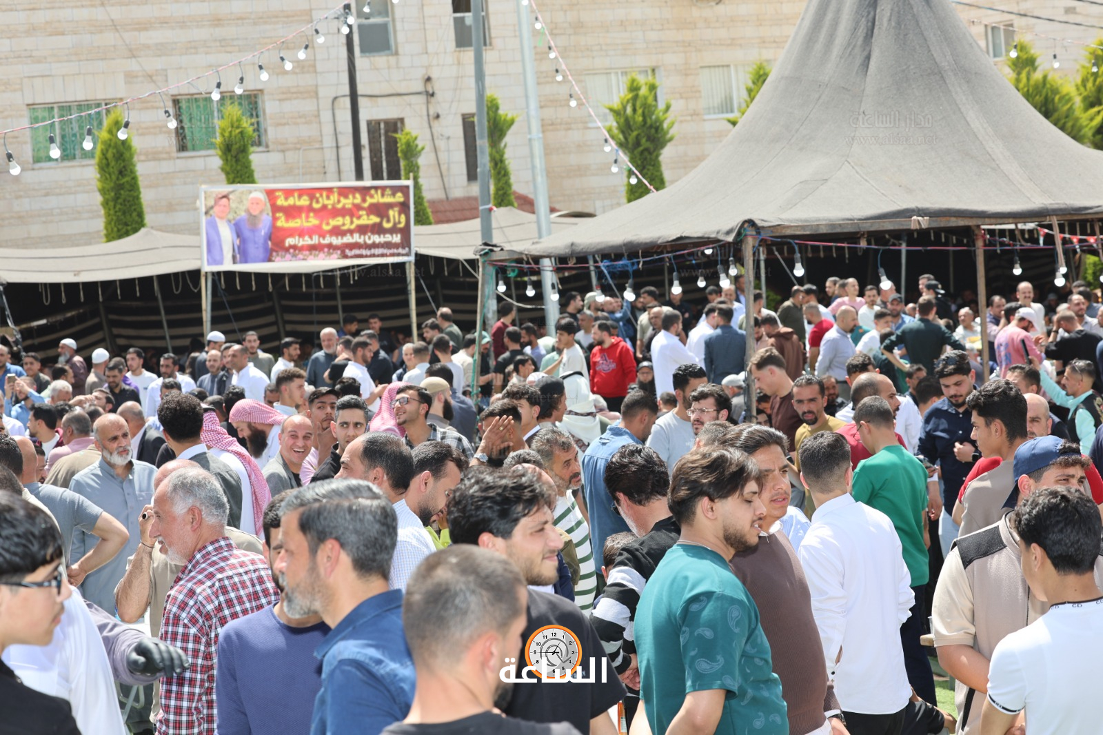 Madar Al-Saa Images 0.9419619342557587