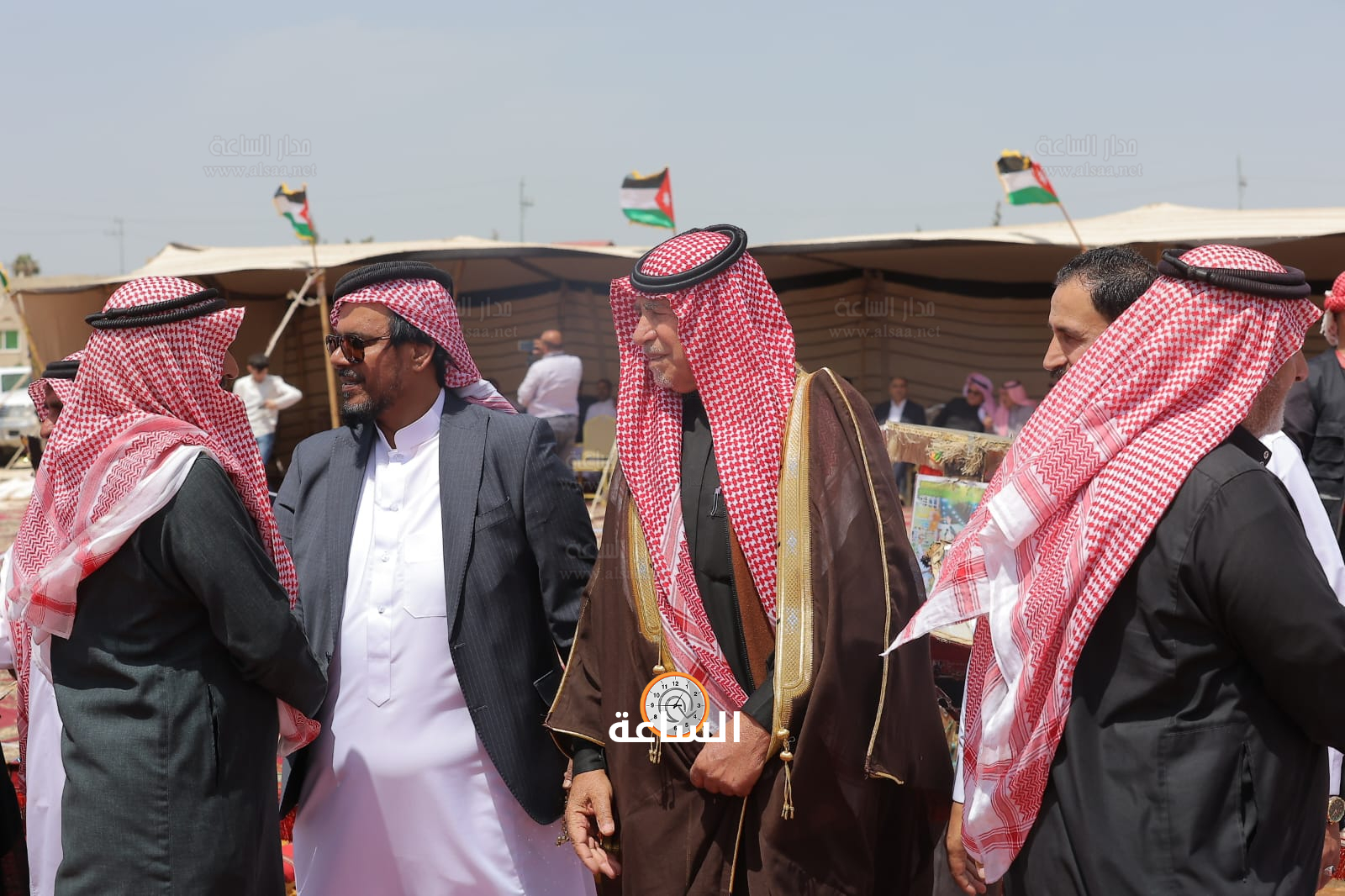 Madar Al-Saa Images 0.9975385220931826