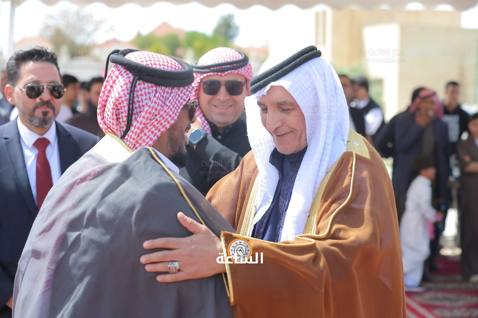 Madar Al-Saa Images 0.18559346811462862