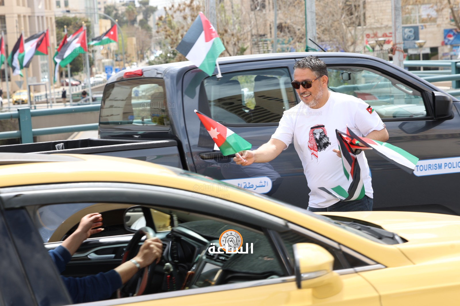 Madar Al-Saa Images 0.2412194659000969