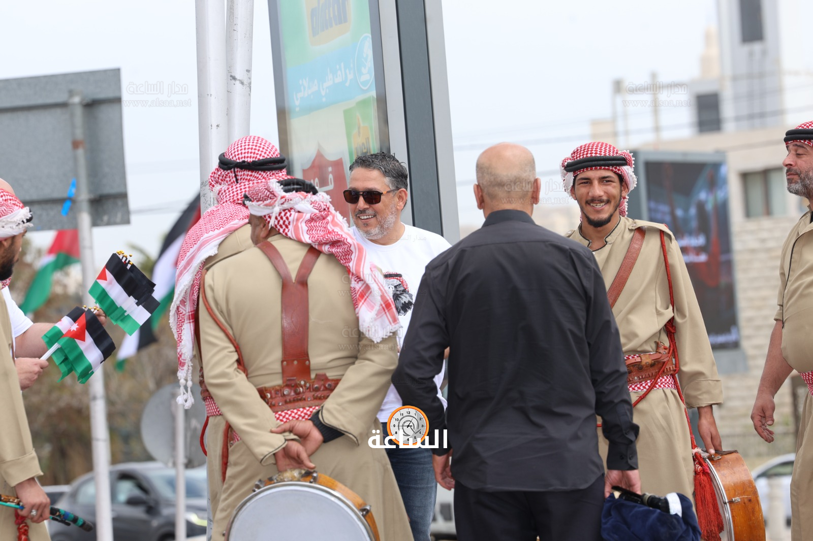 Madar Al-Saa Images 0.9568148115192556