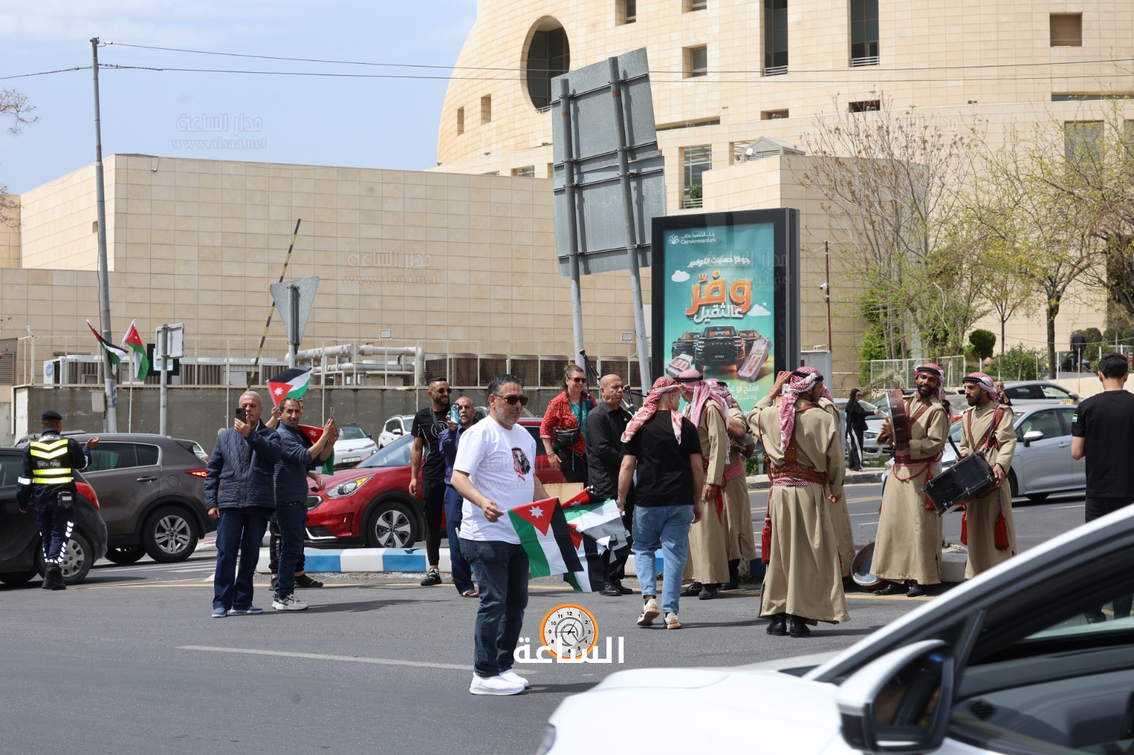 Madar Al-Saa Images 0.8215343344803018