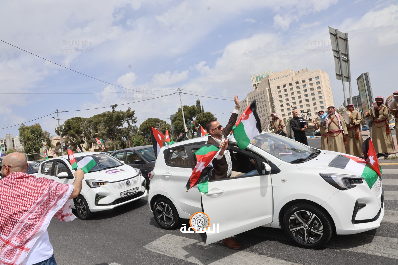 Madar Al-Saa Images 0.5641392161186055