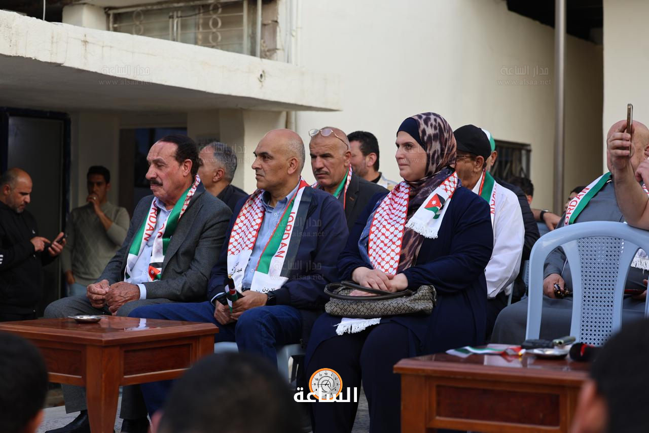 Madar Al-Saa Images 0.025824542838455367