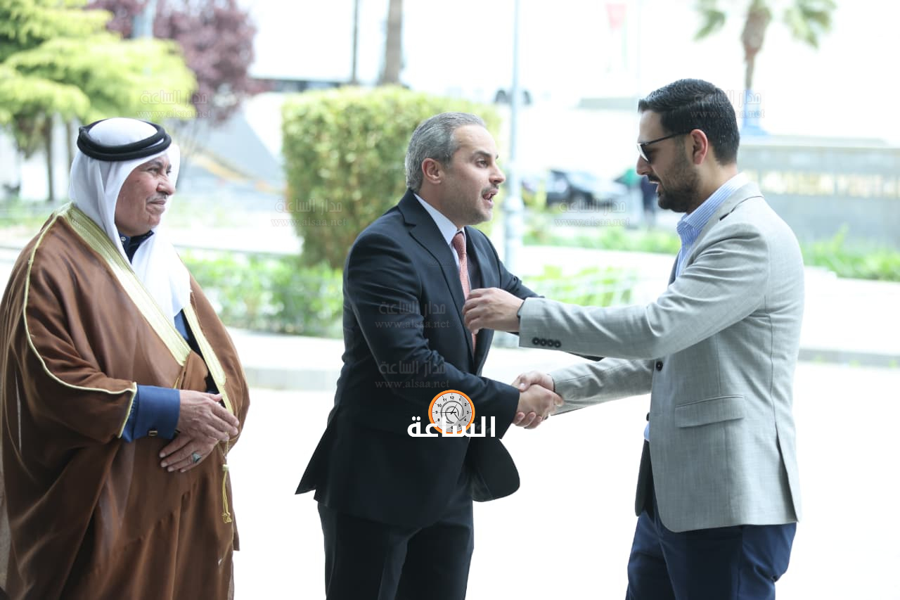 Madar Al-Saa Images 0.10125540823268453