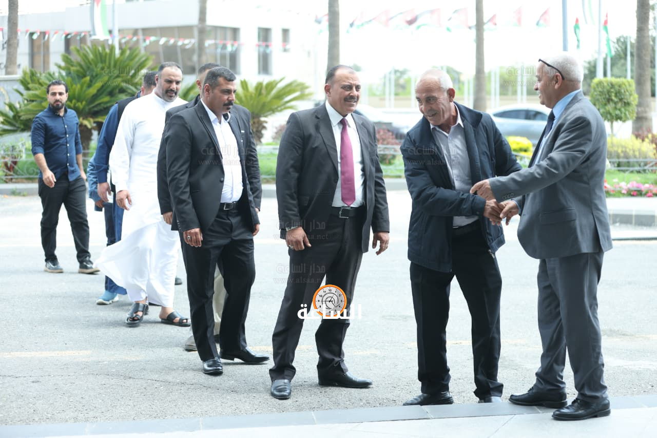 Madar Al-Saa Images 0.31846397961434547