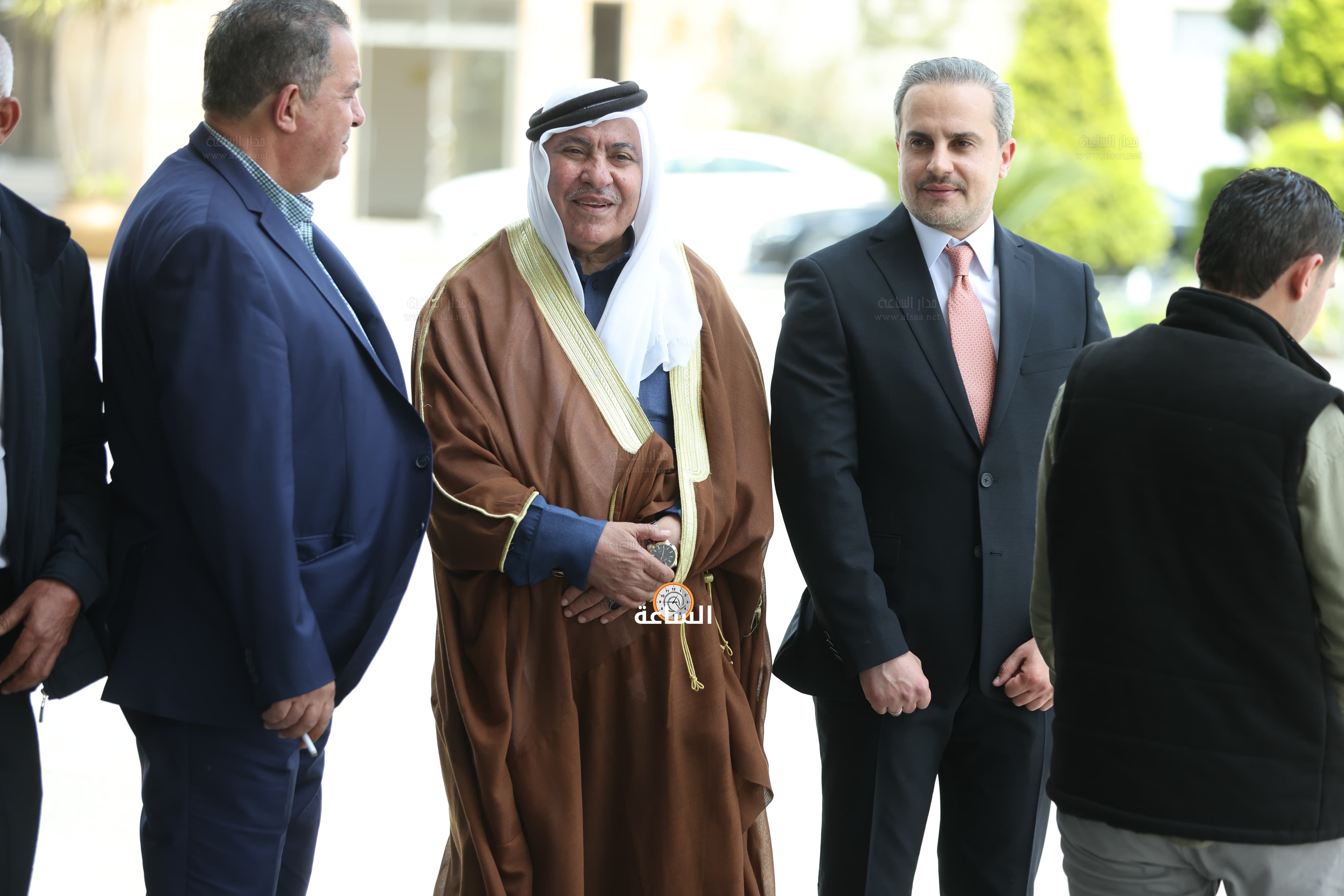 Madar Al-Saa Images 0.2997162839982289