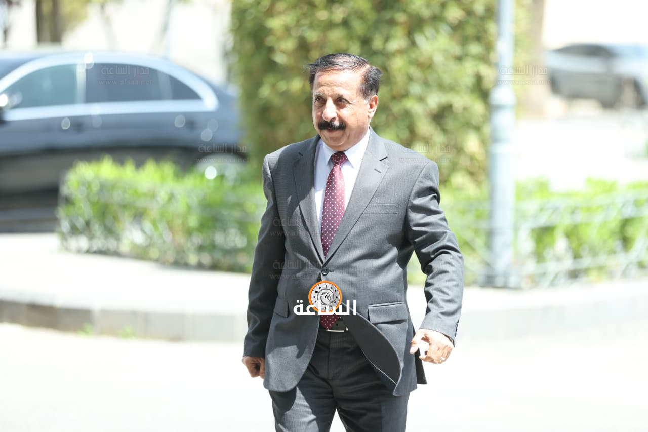 Madar Al-Saa Images 0.3909516612612046