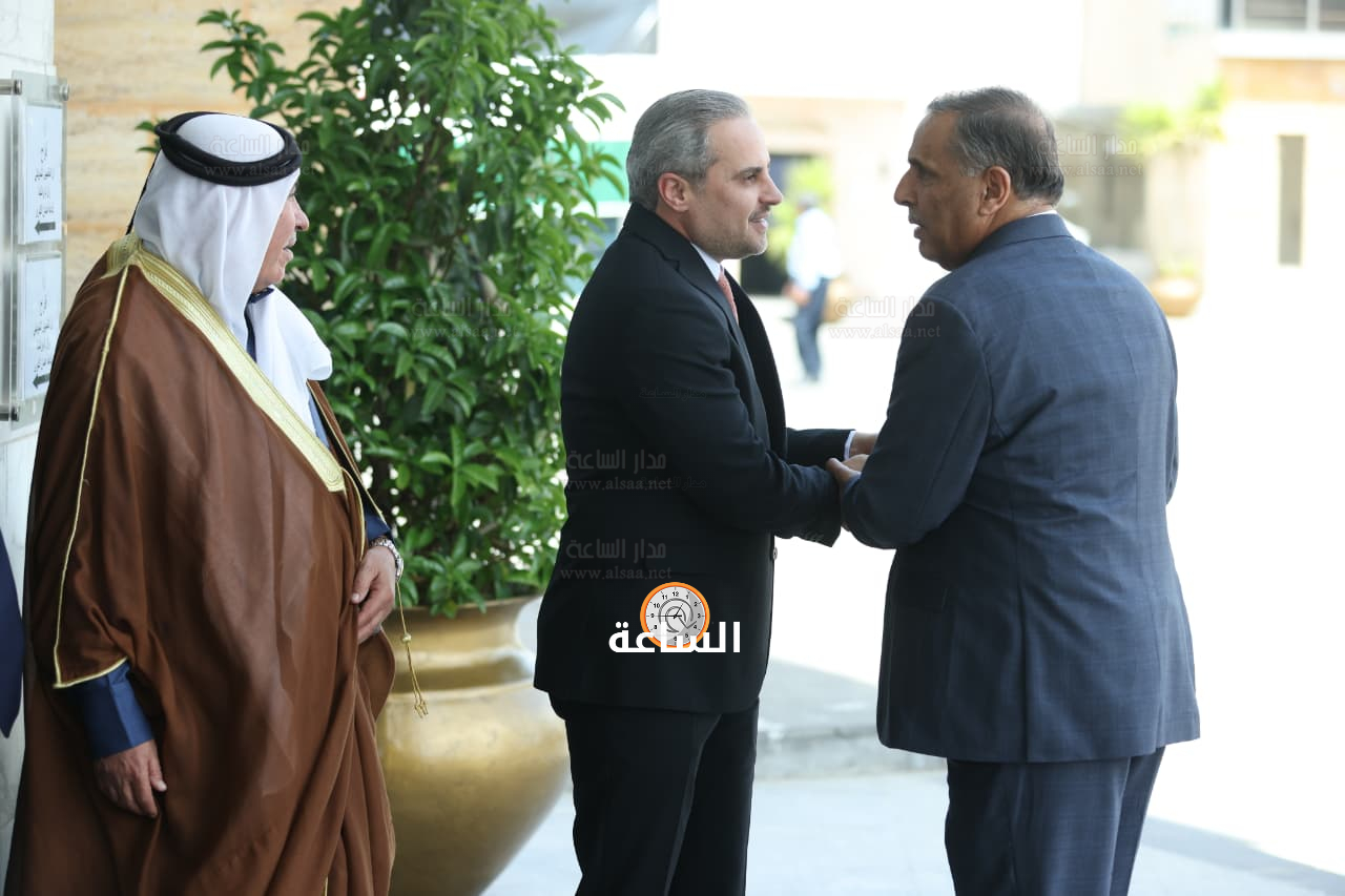 Madar Al-Saa Images 0.26379318011993735