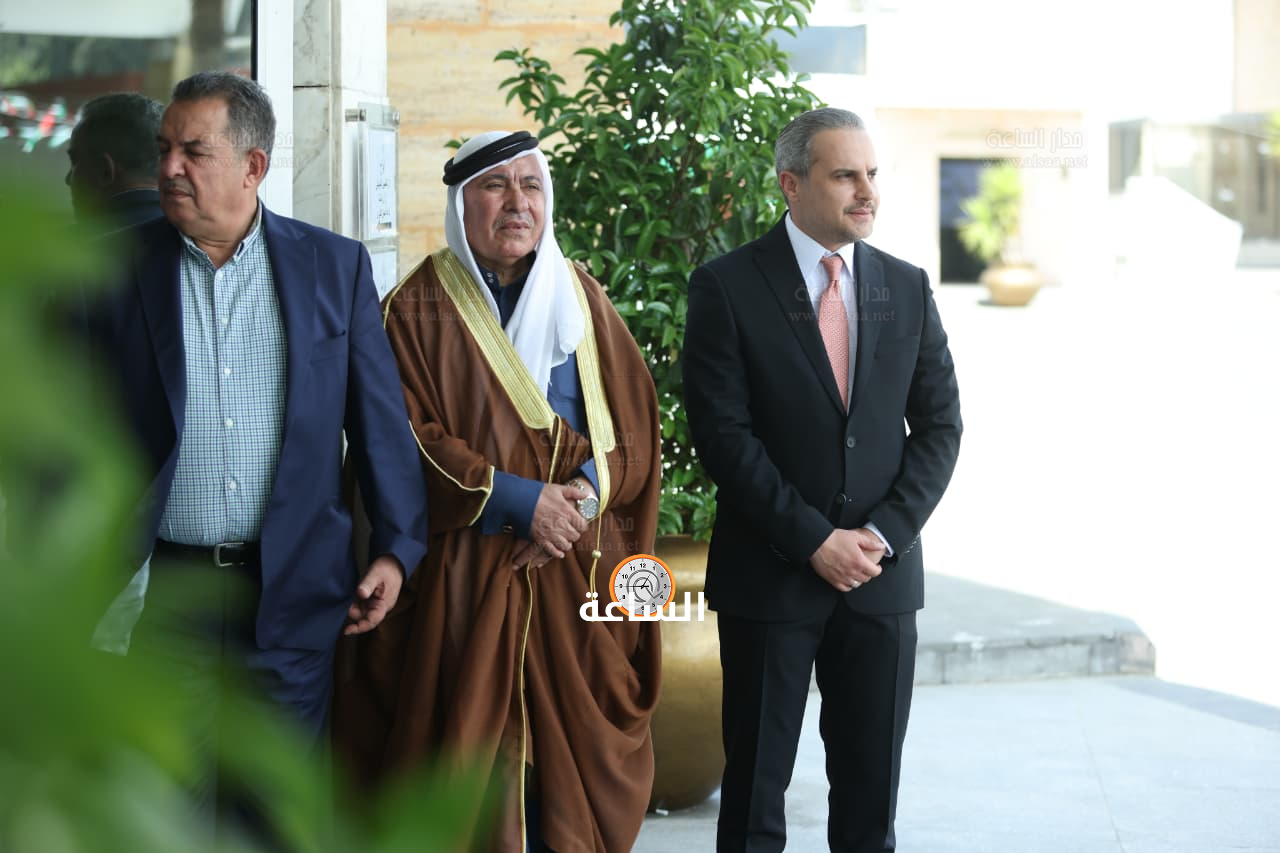 Madar Al-Saa Images 0.47879952853688956