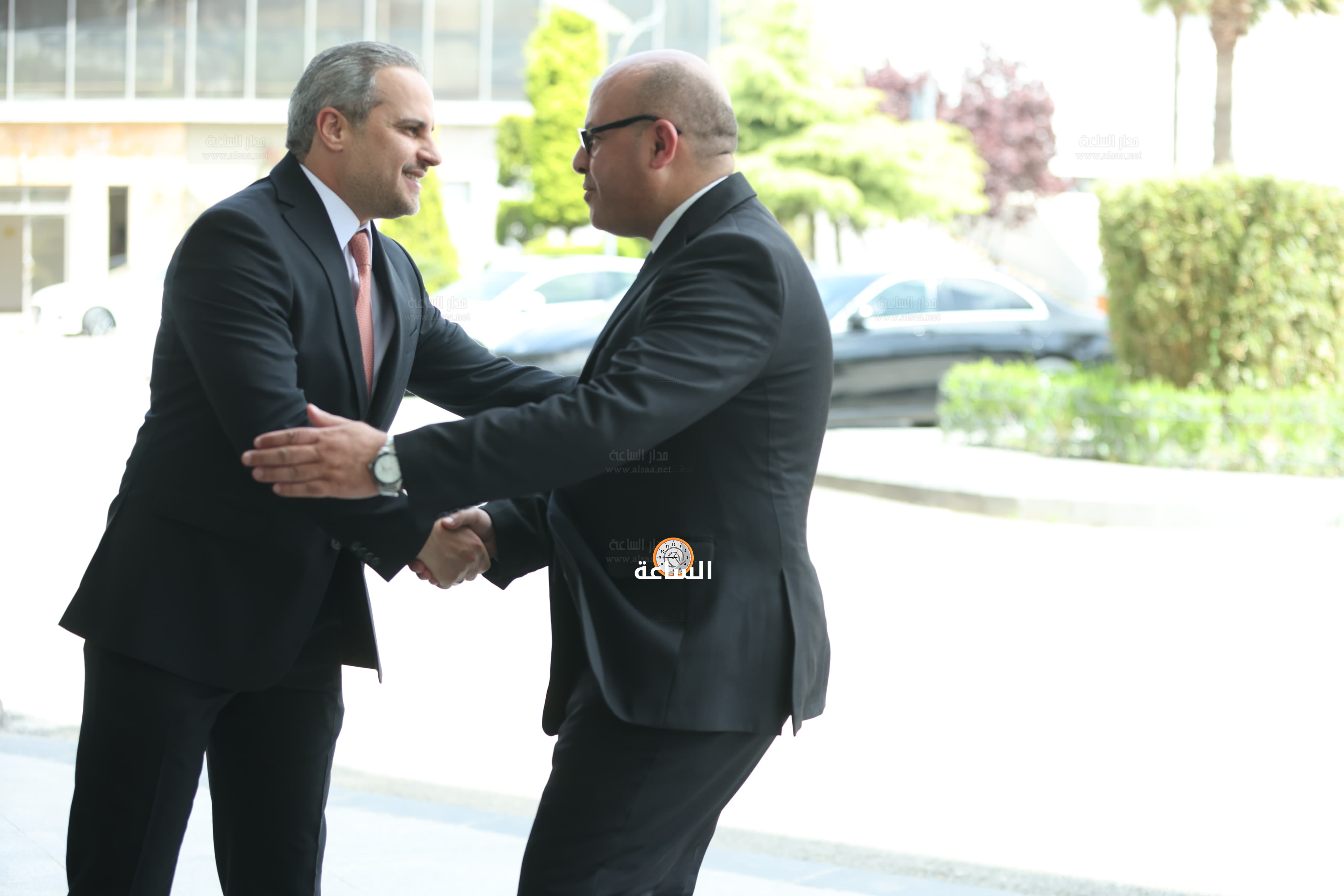 Madar Al-Saa Images 0.7840134176422029