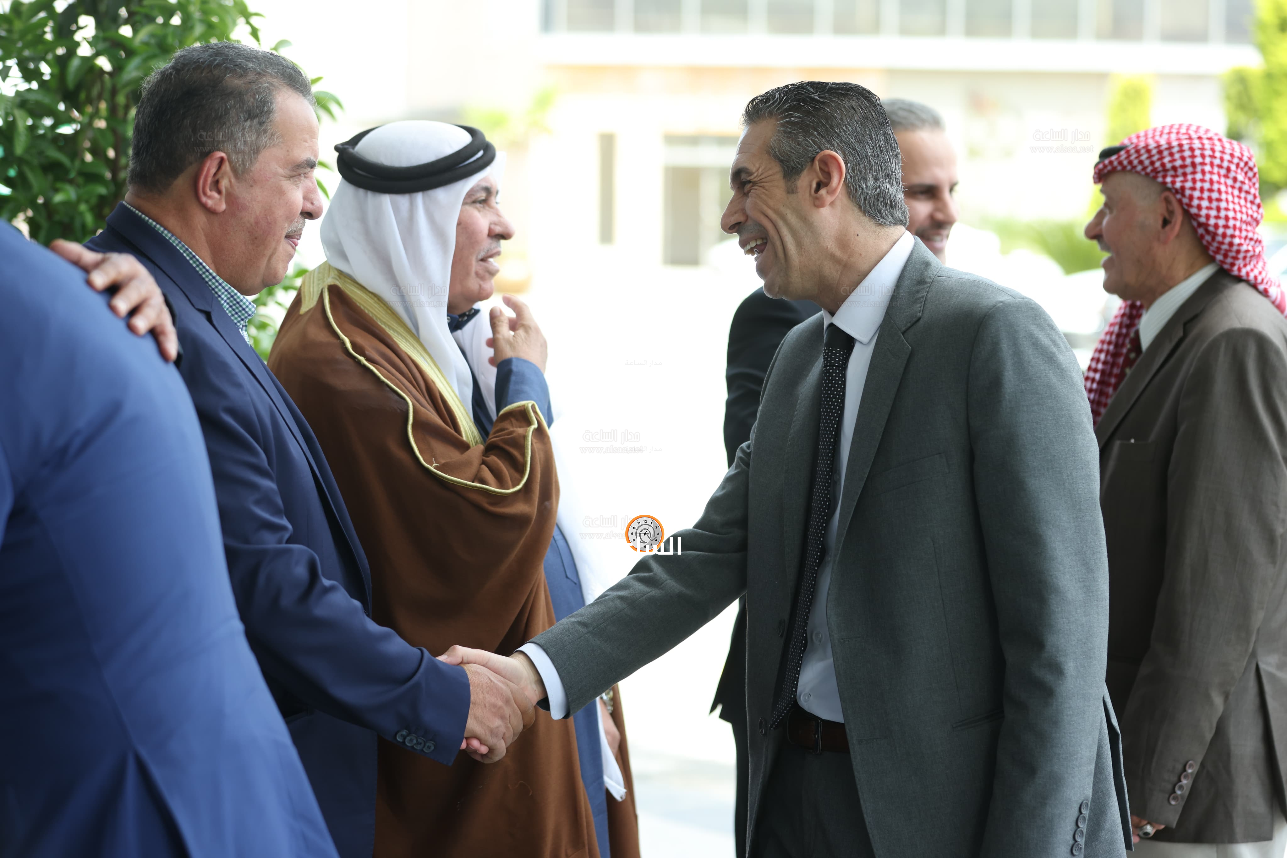 Madar Al-Saa Images 0.972885333728019