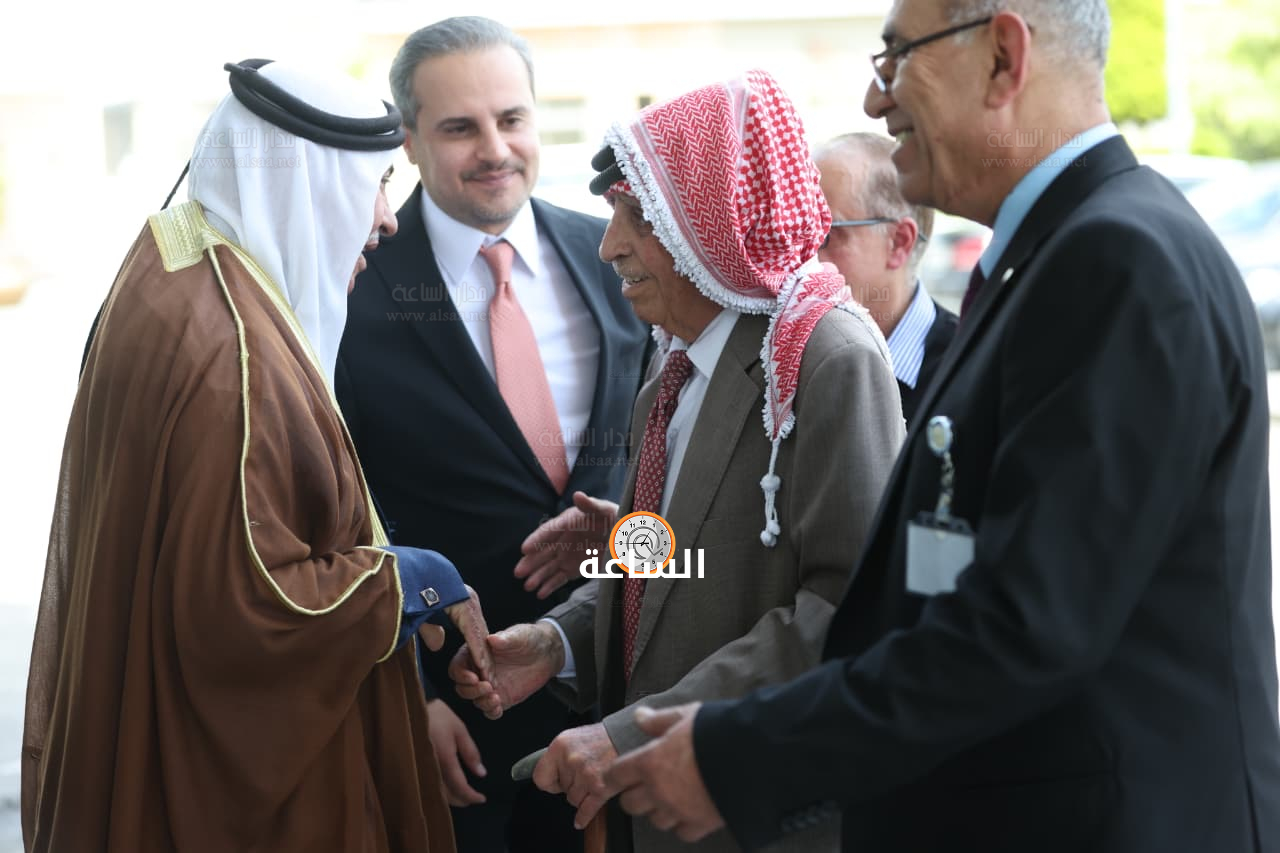 Madar Al-Saa Images 0.7428184245749735