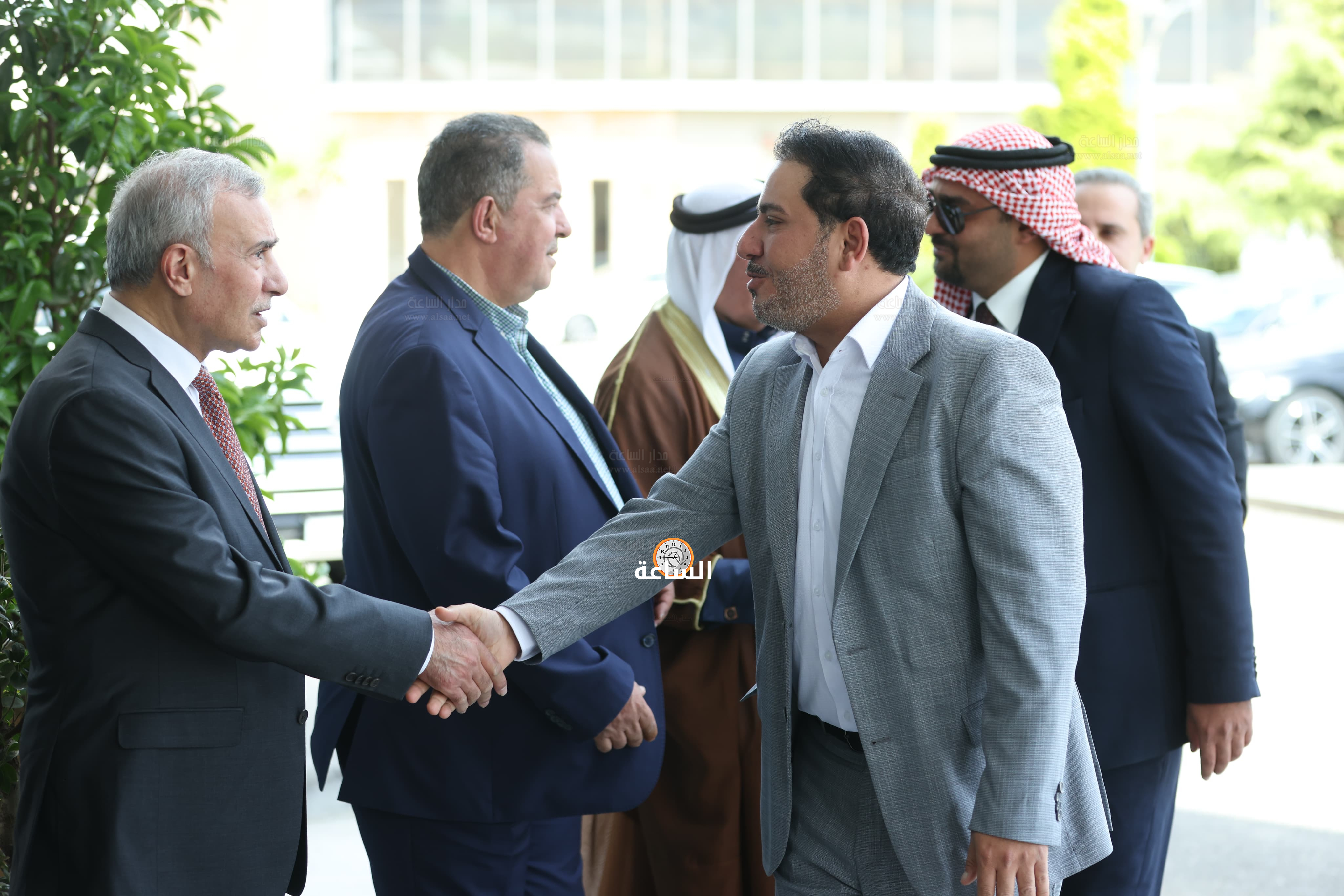 Madar Al-Saa Images 0.6580973292017084