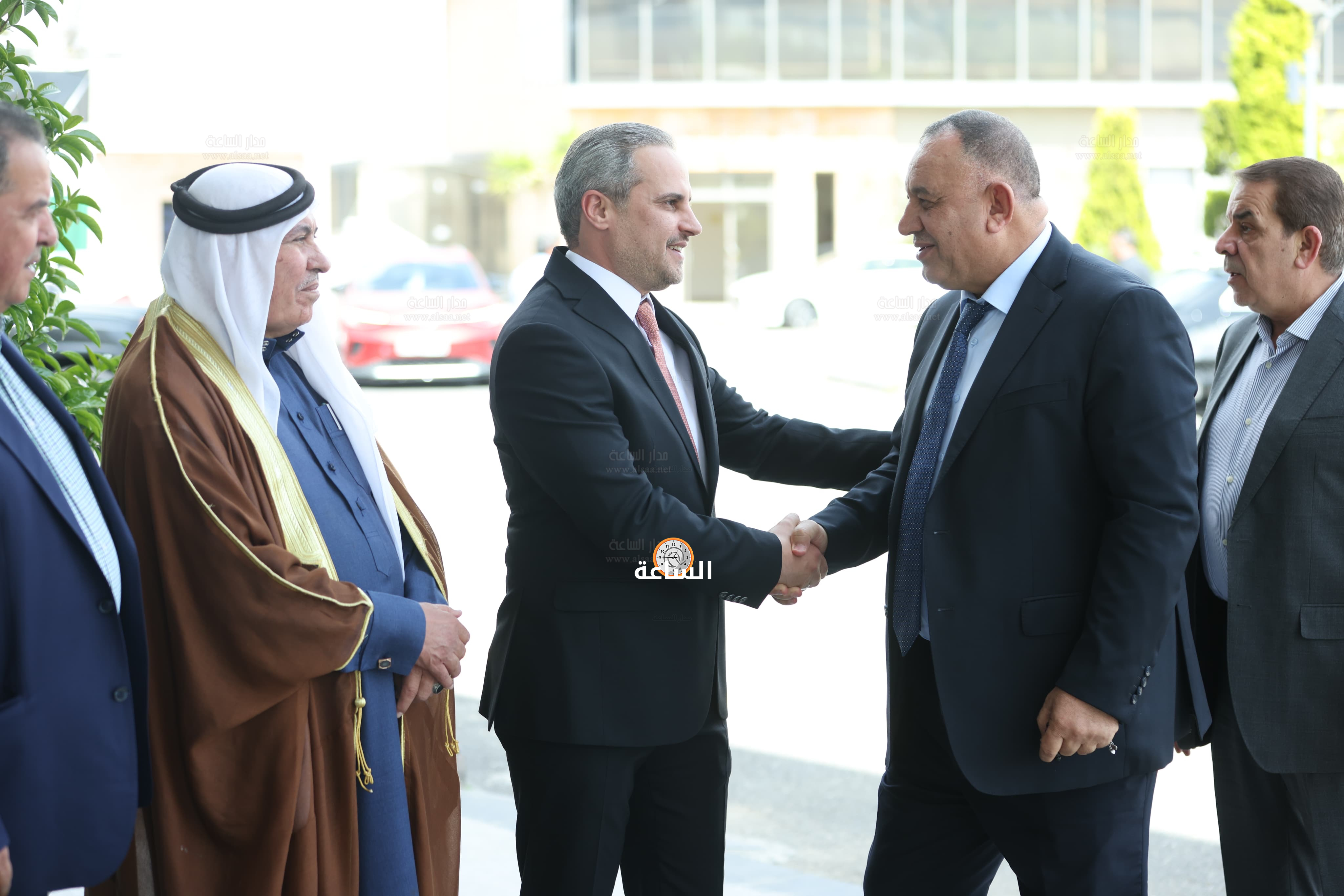 Madar Al-Saa Images 0.01204776547474462