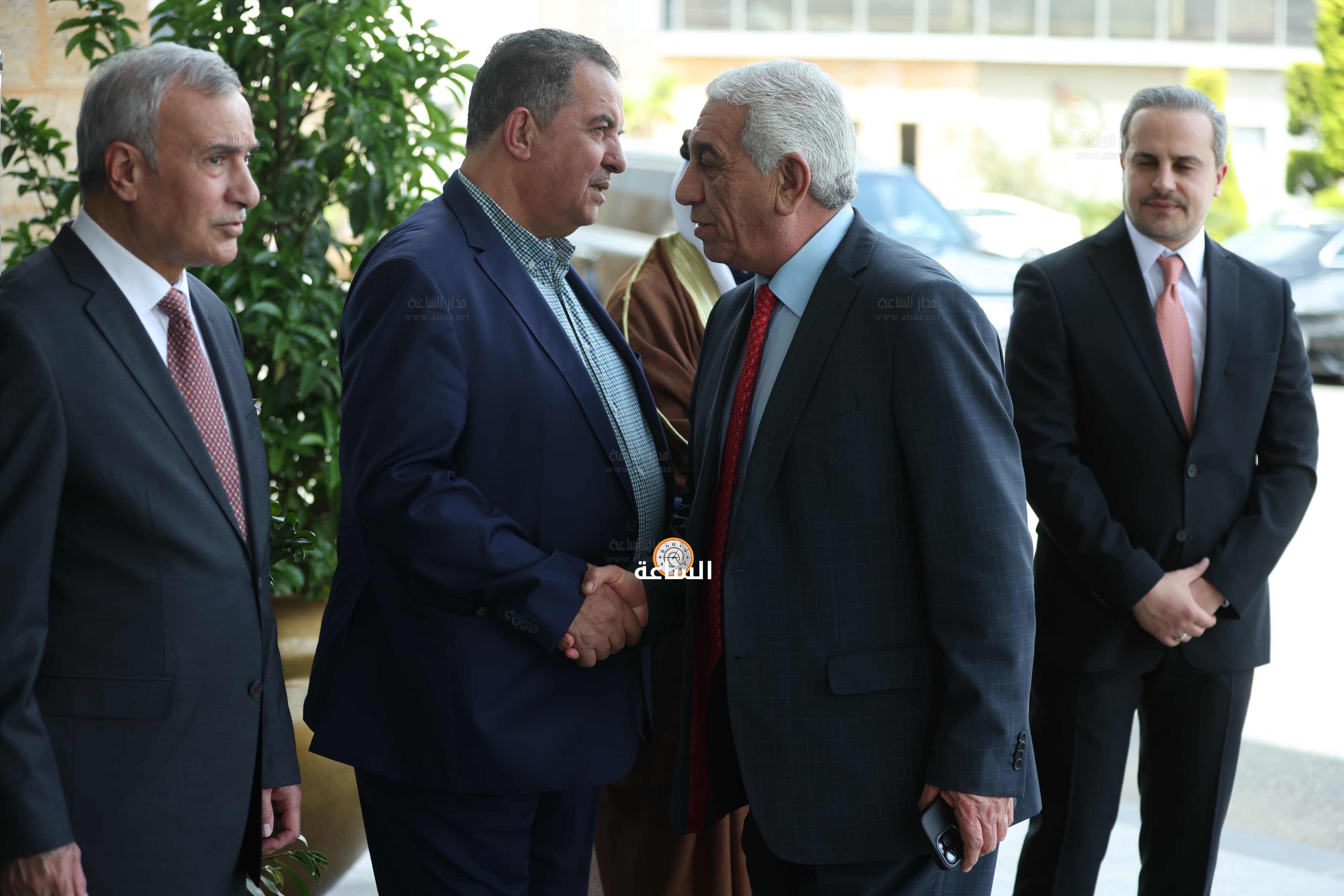 Madar Al-Saa Images 0.24227780837760704