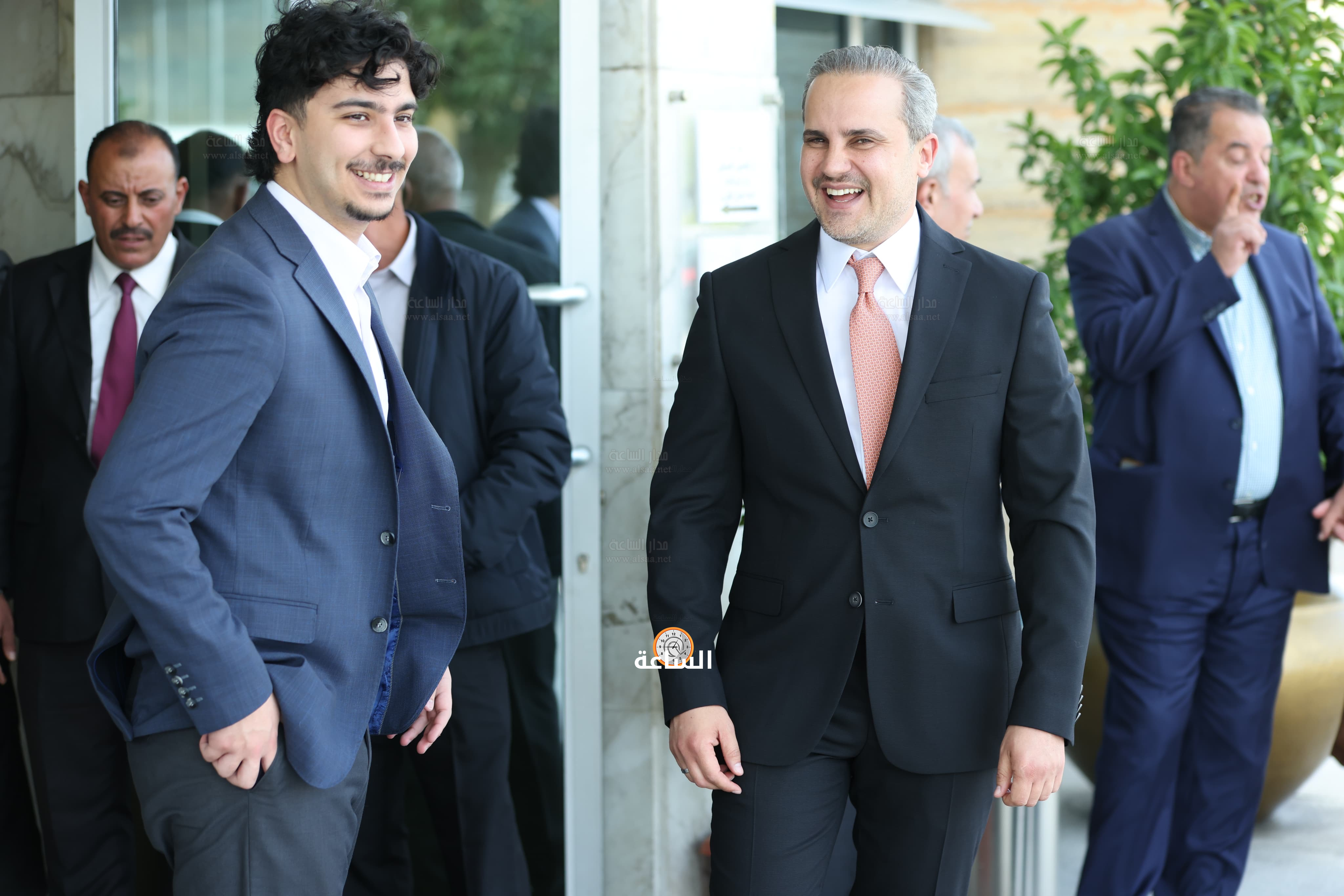 Madar Al-Saa Images 0.4905127191483367