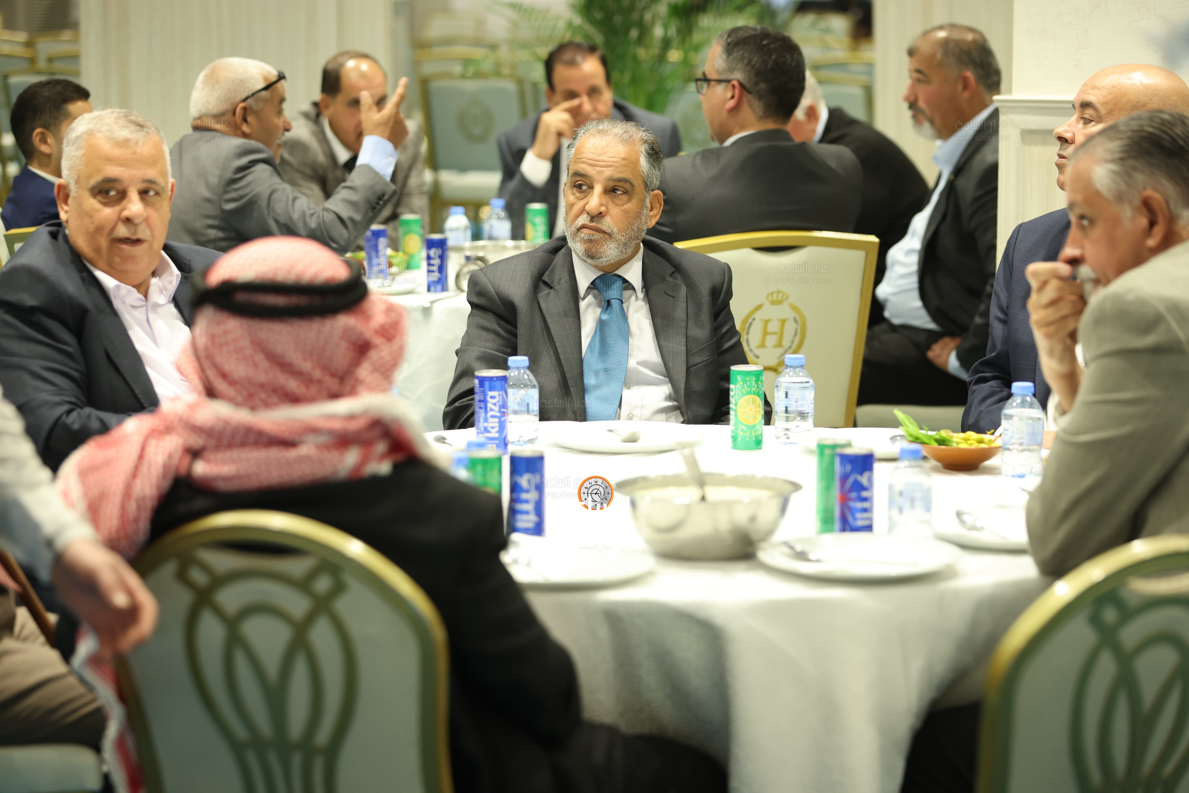 Madar Al-Saa Images 0.3546615545038787