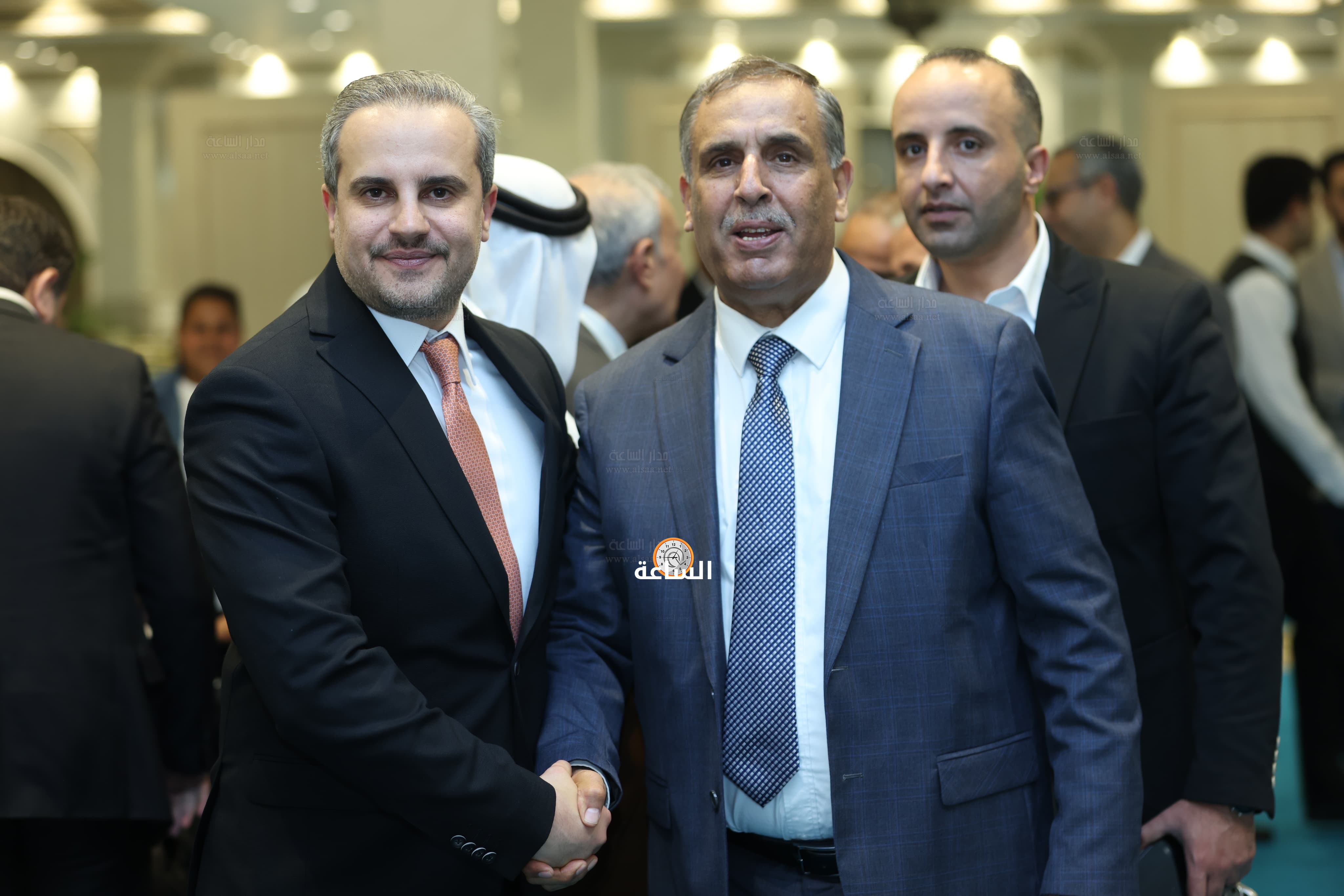 Madar Al-Saa Images 0.07180138318358487