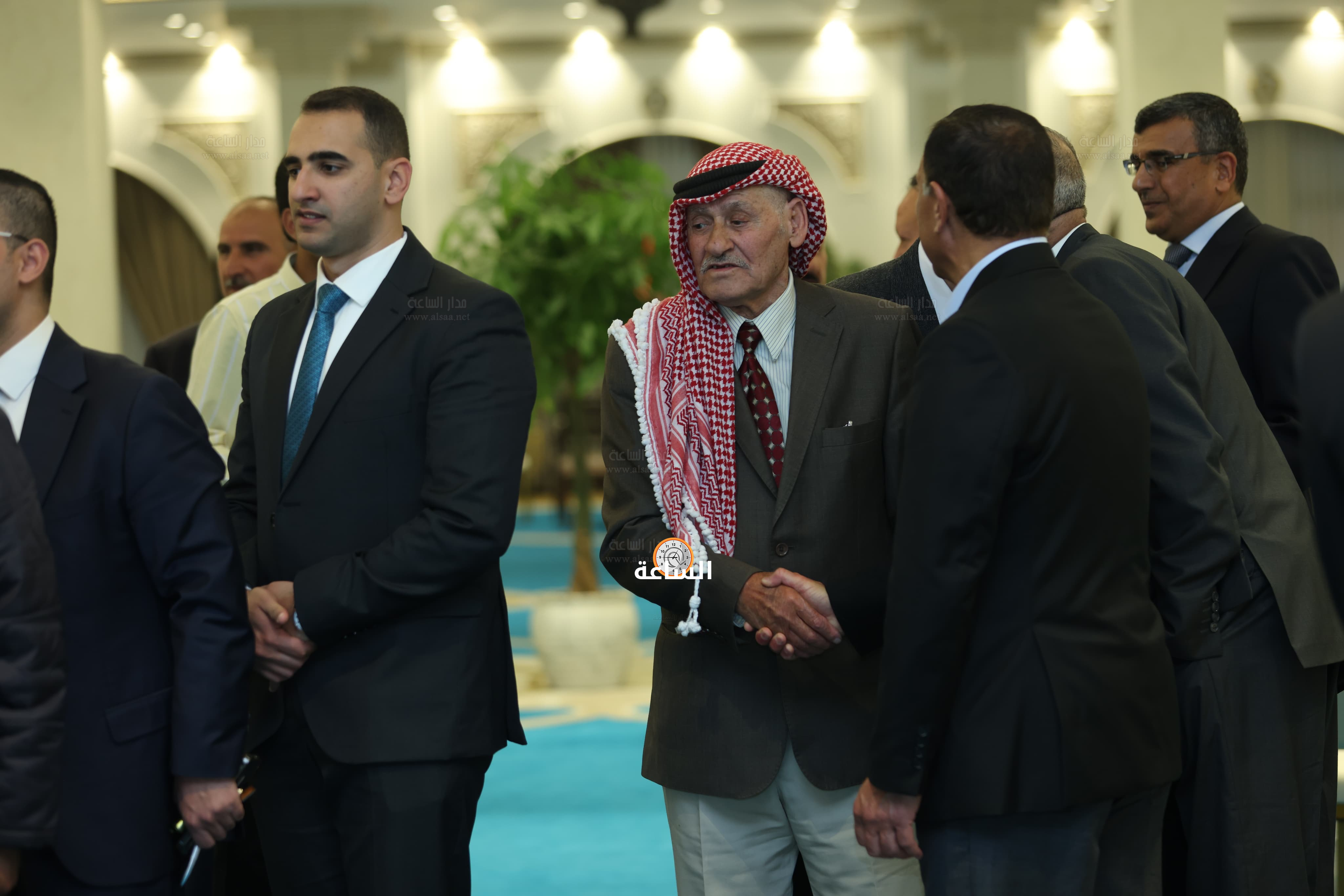 Madar Al-Saa Images 0.4018562328370817